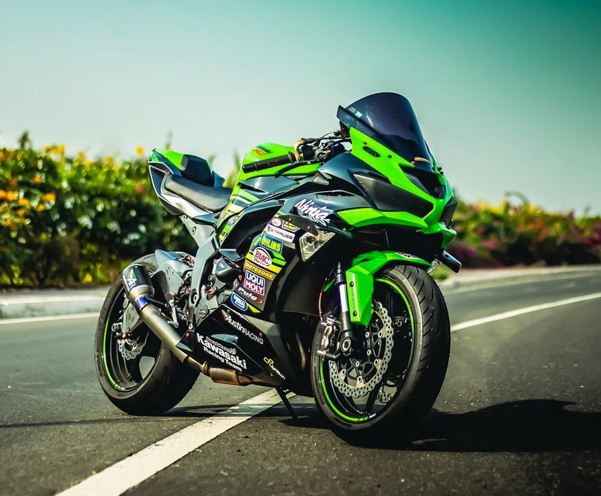 Kawasaki Ninja Zx-10R Wallpapers