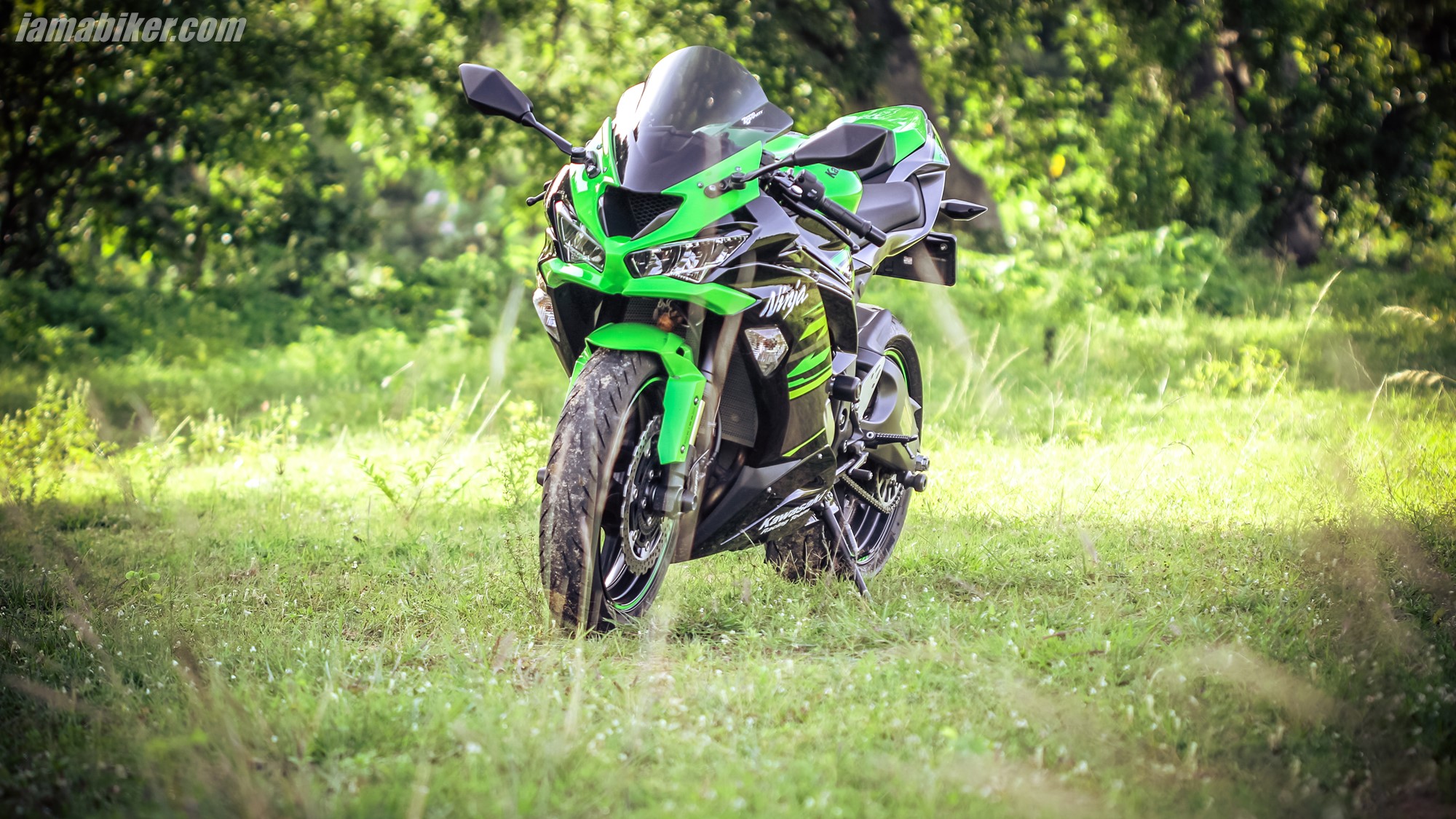 Kawasaki Ninja Zx-6R Wallpapers