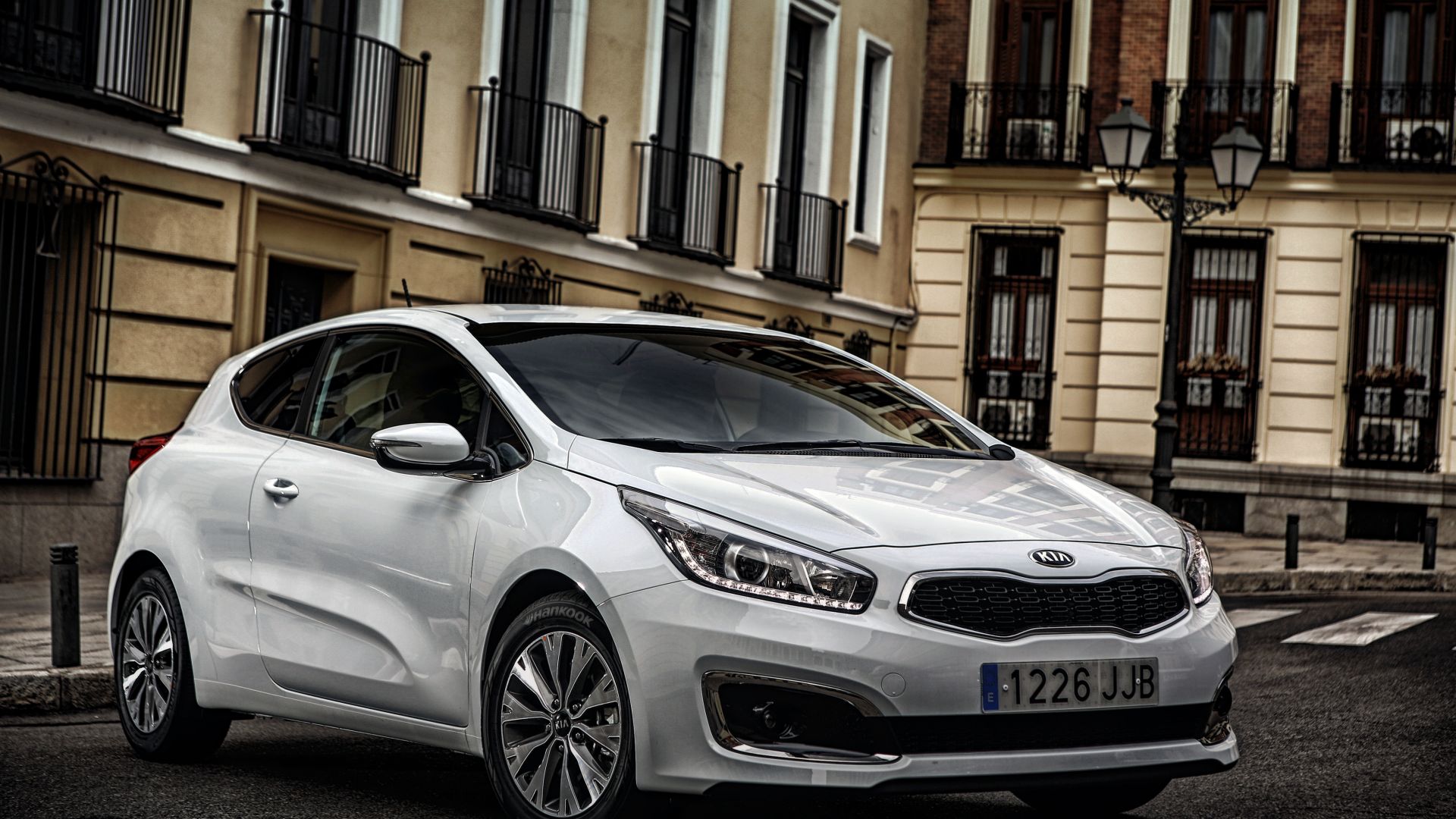 Kia Cee'D Wallpapers