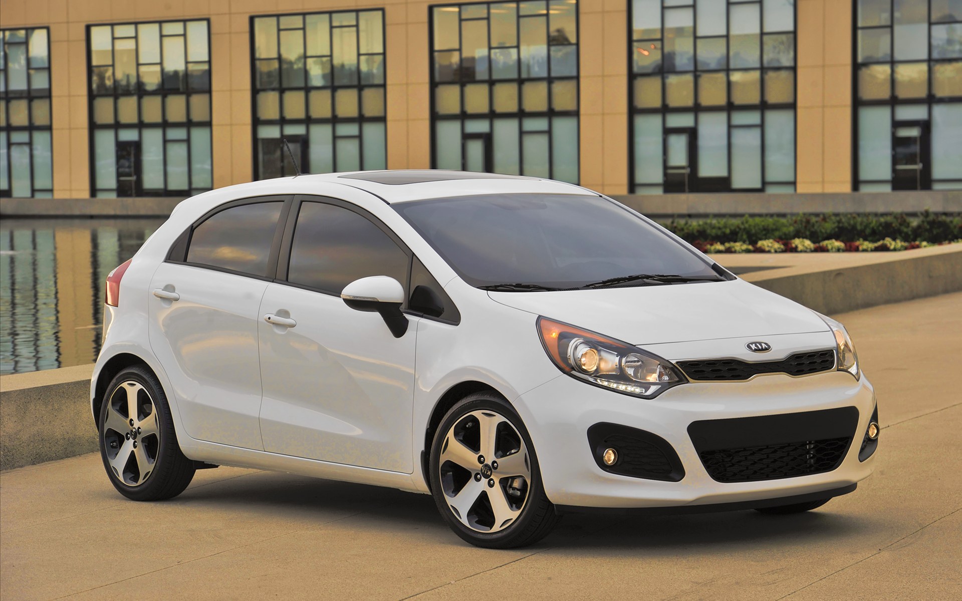 Kia Rio Wallpapers