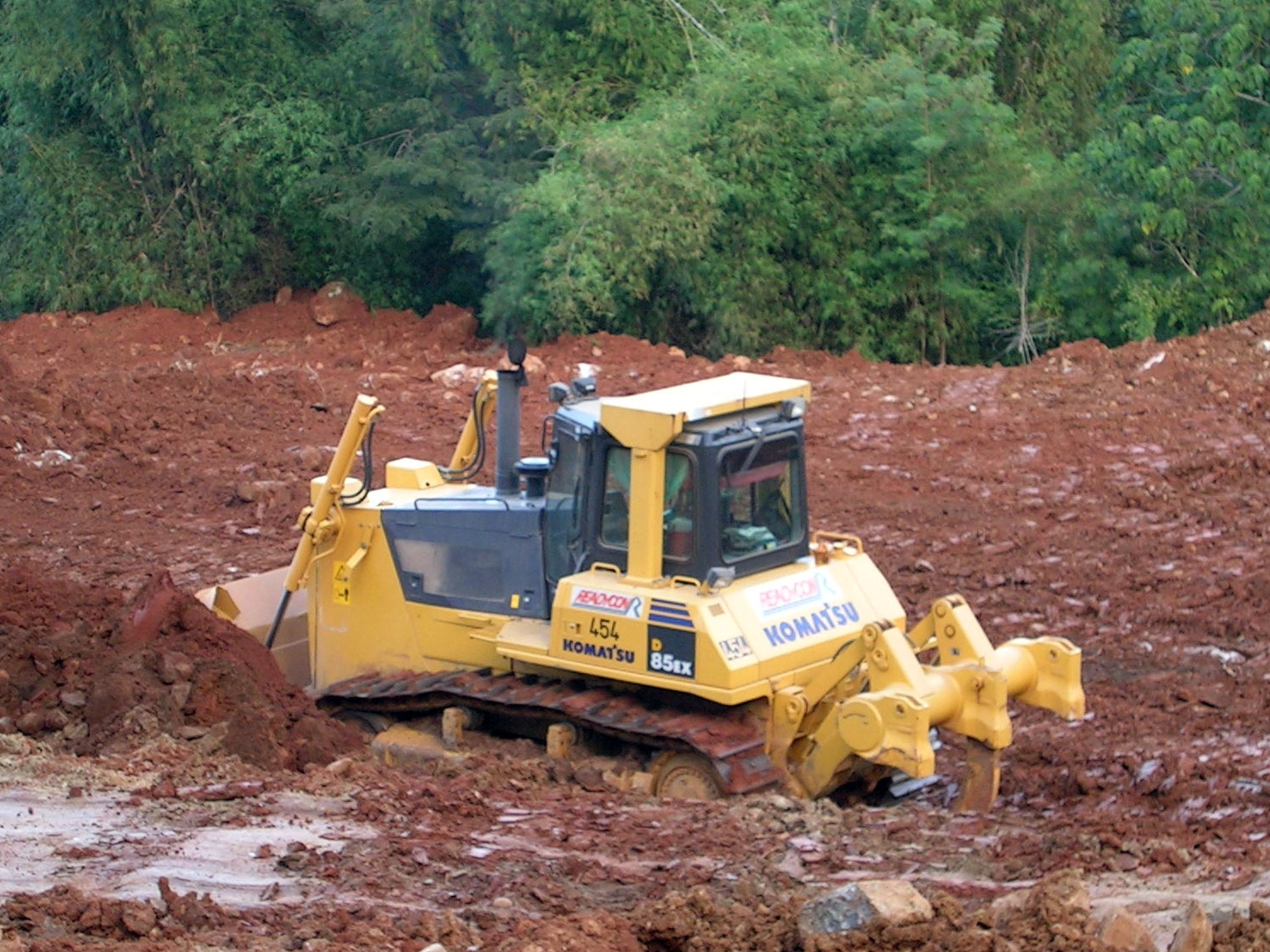 Komatsu Bulldozer Wallpapers