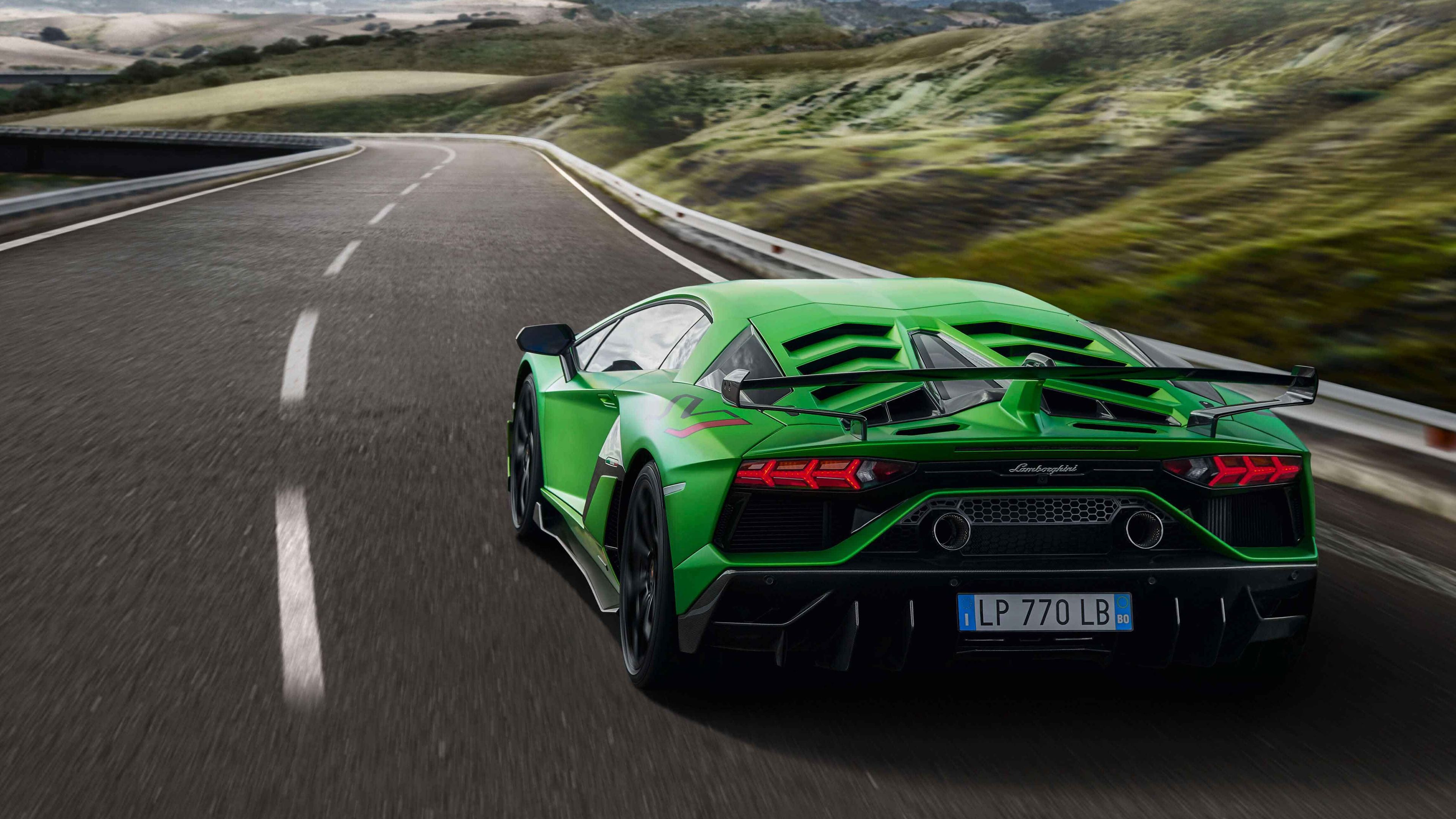 Lamborghini Aventador S Wallpapers