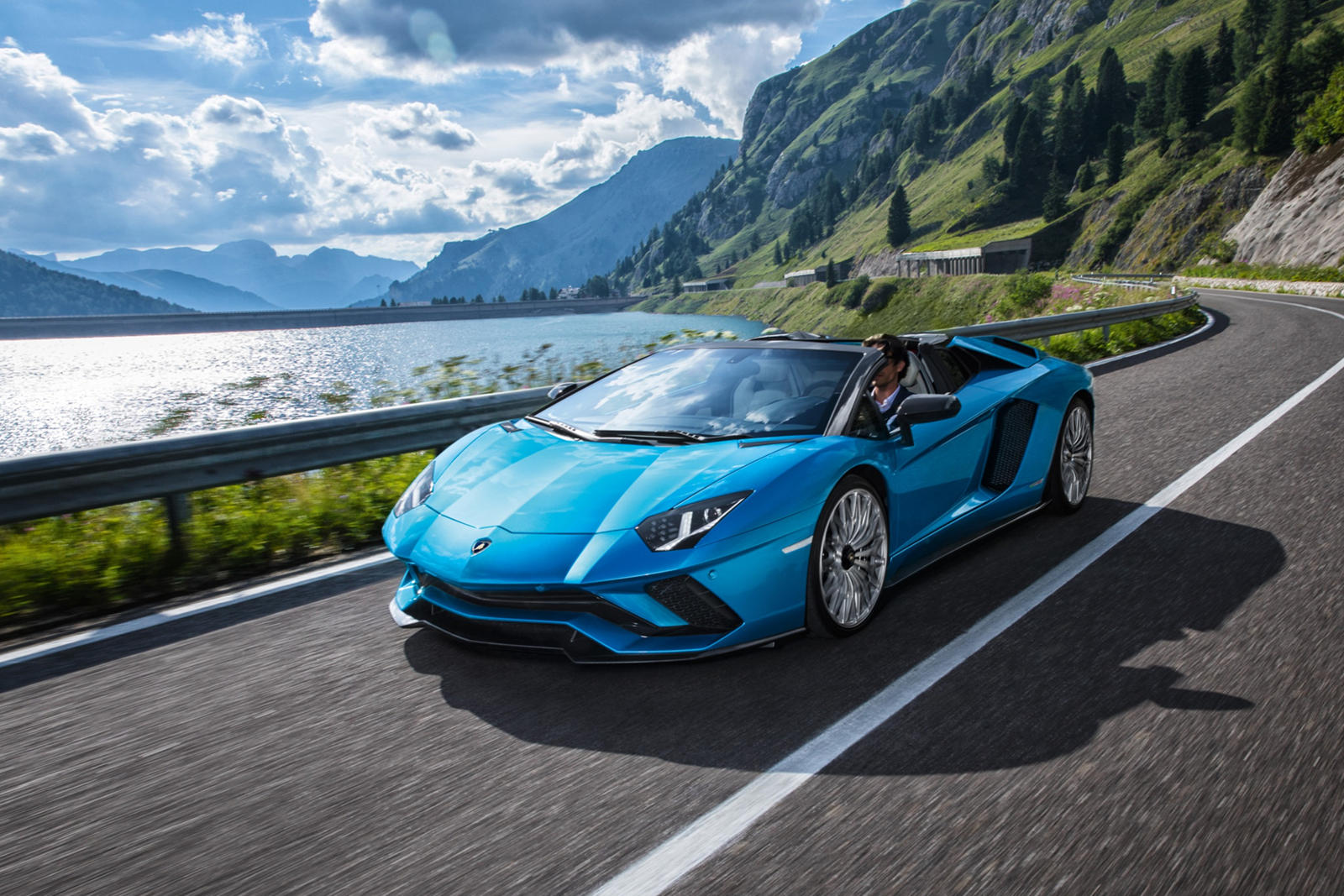 Lamborghini Aventador S Roadster Wallpapers