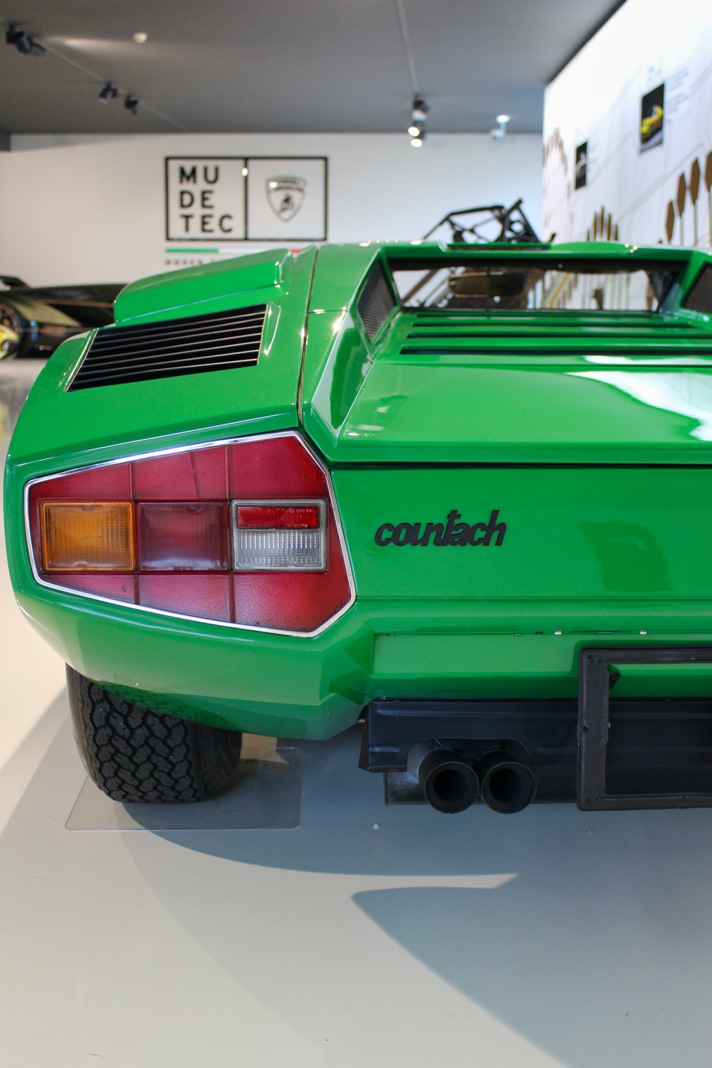 Lamborghini Countach Wallpapers