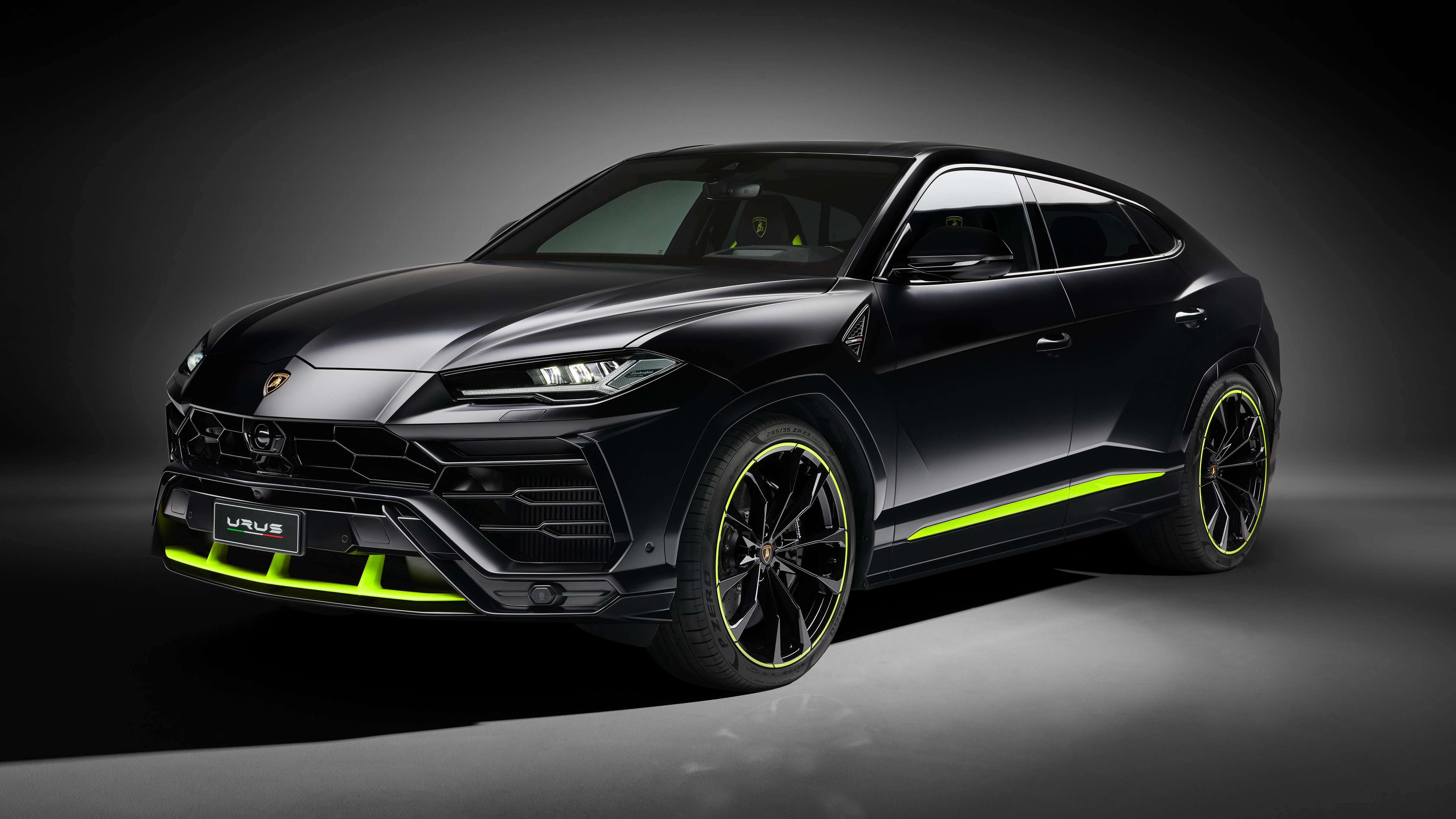 Lamborghini Urus Wallpapers