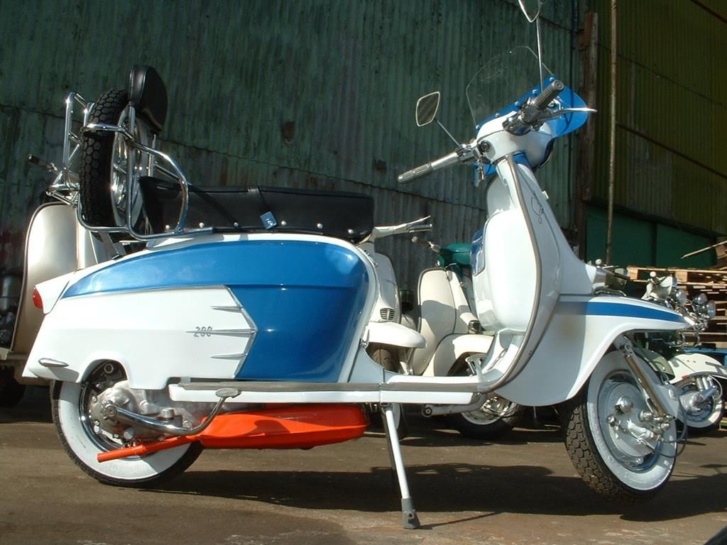 Lambretta Scooter Wallpapers