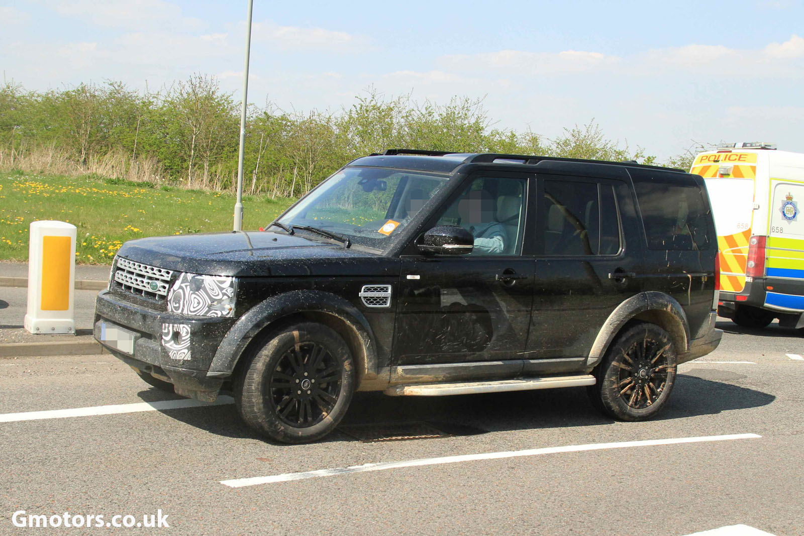 Land Rover Discovery Xxv Wallpapers