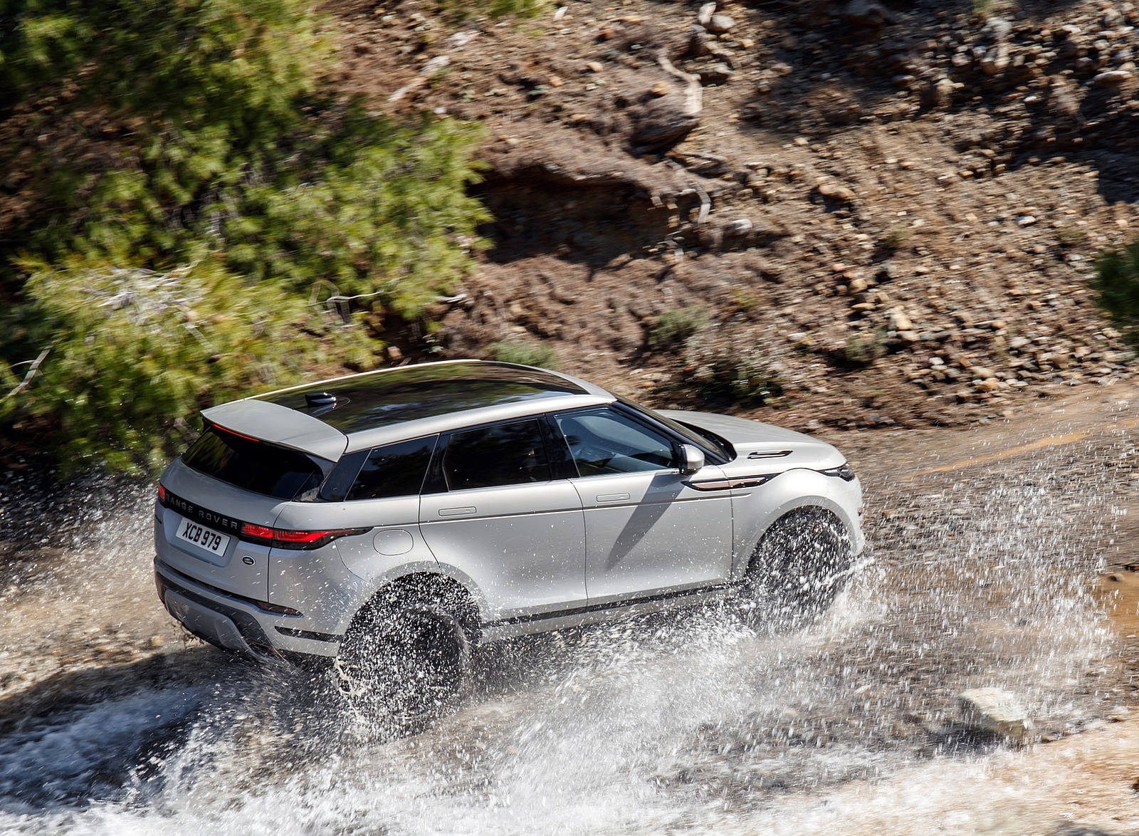 Land Rover Range Rover Evoque 2020 Wallpapers