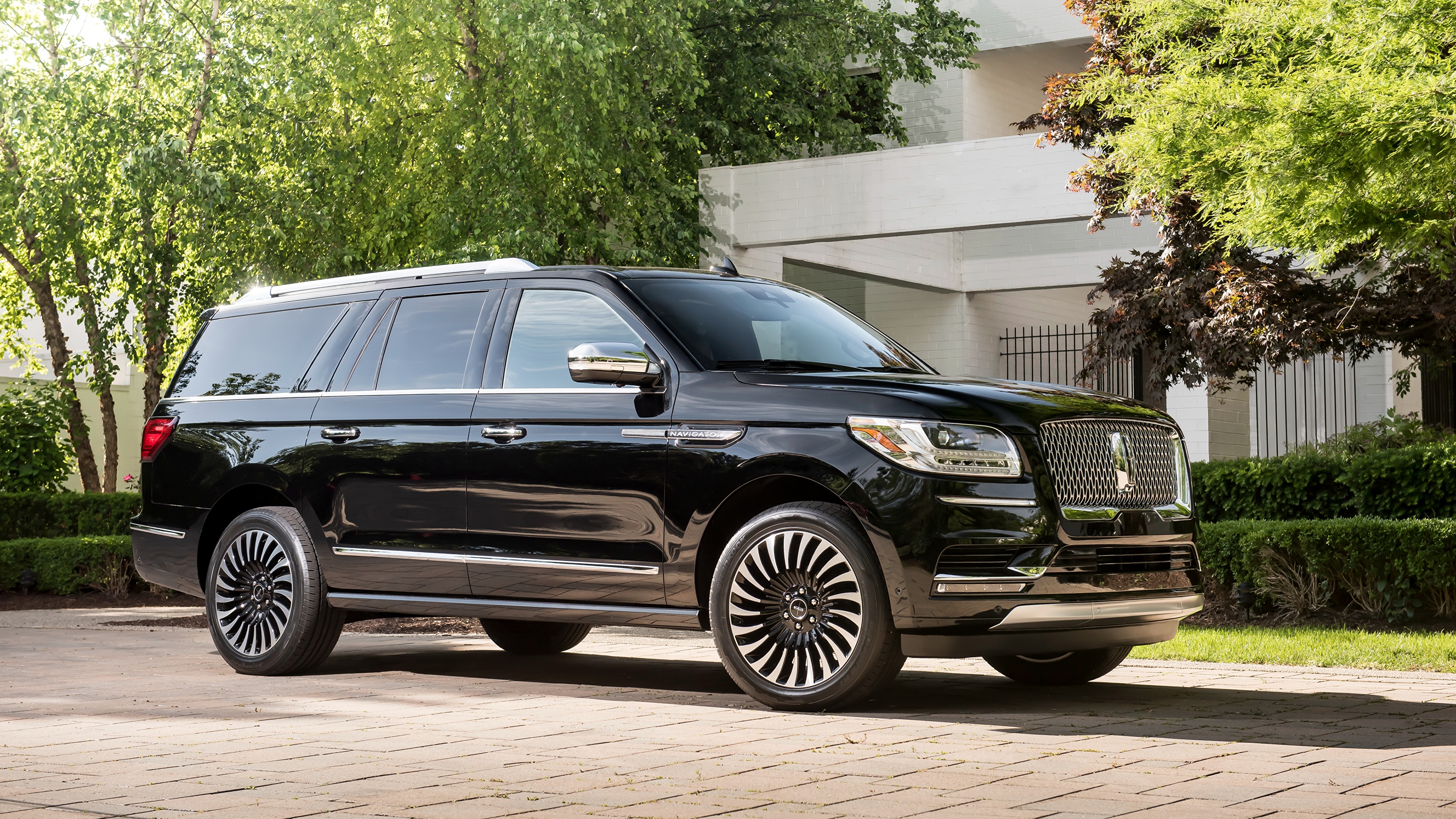 Lincoln Aviator Black Label Wallpapers