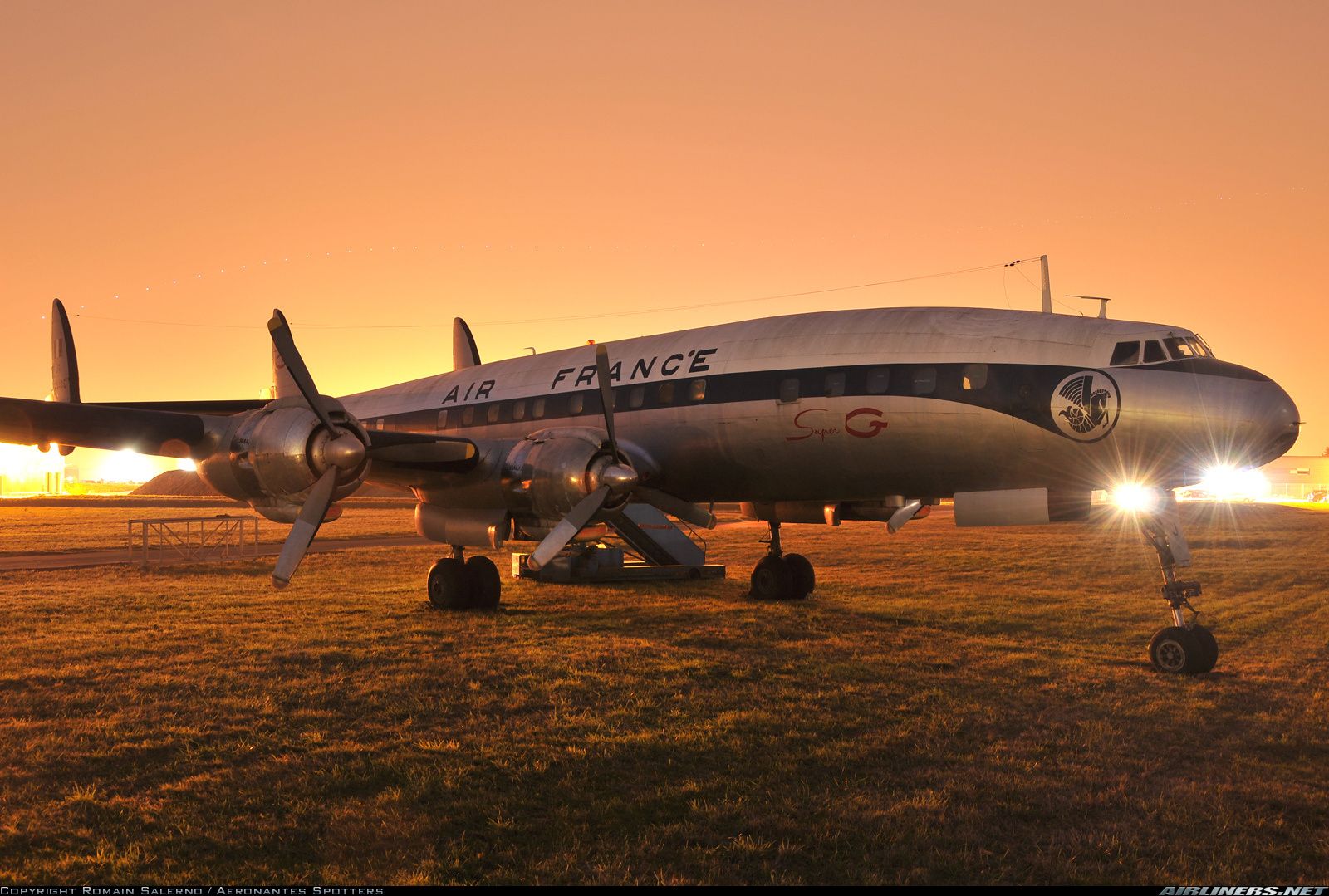 Lockheed Constellation Wallpapers