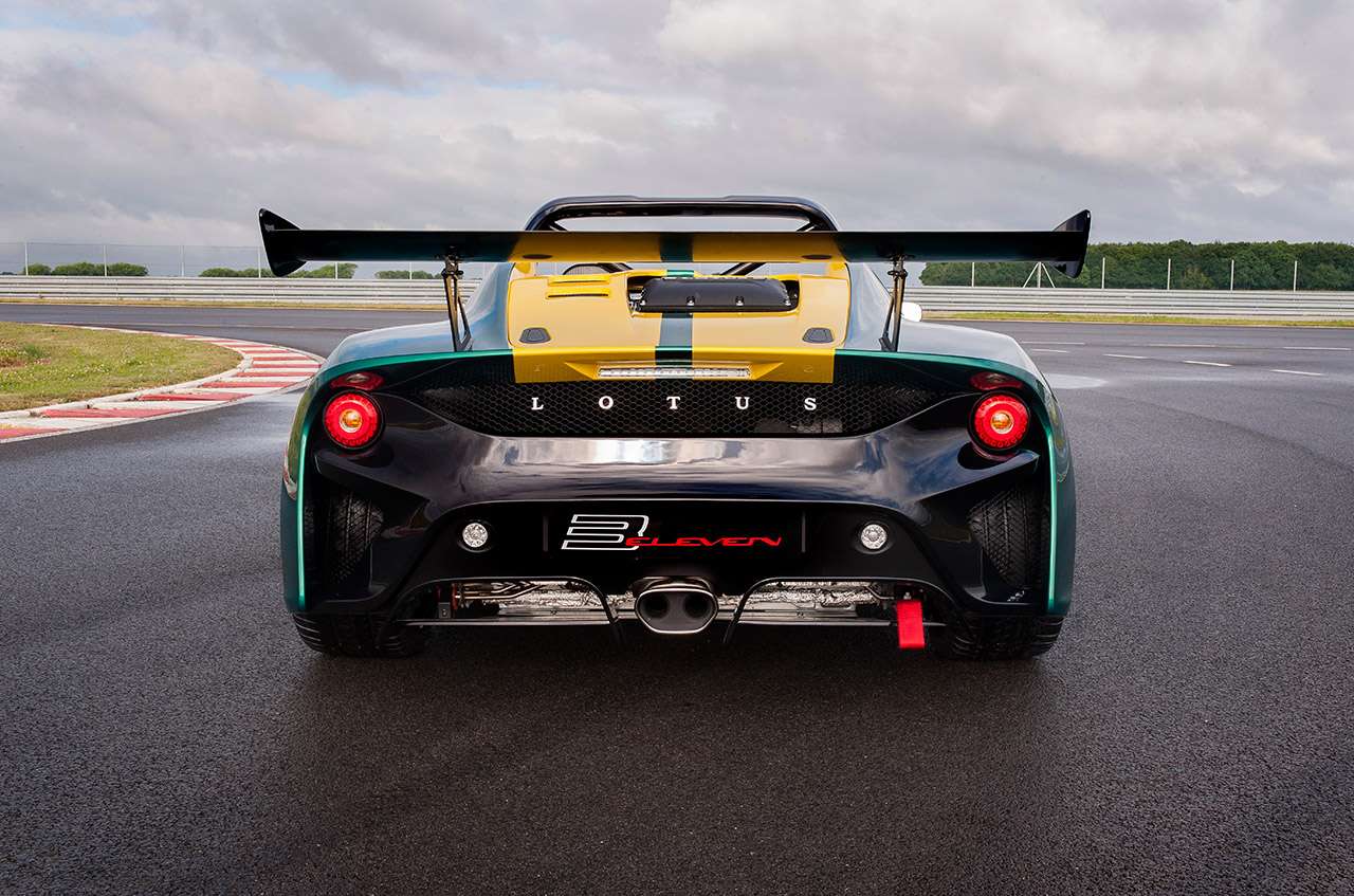 Lotus 2-Eleven Wallpapers