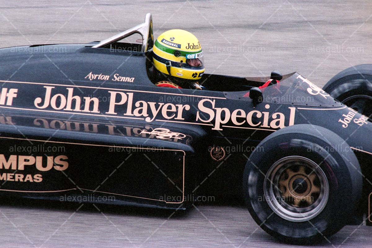 Lotus 97T Wallpapers