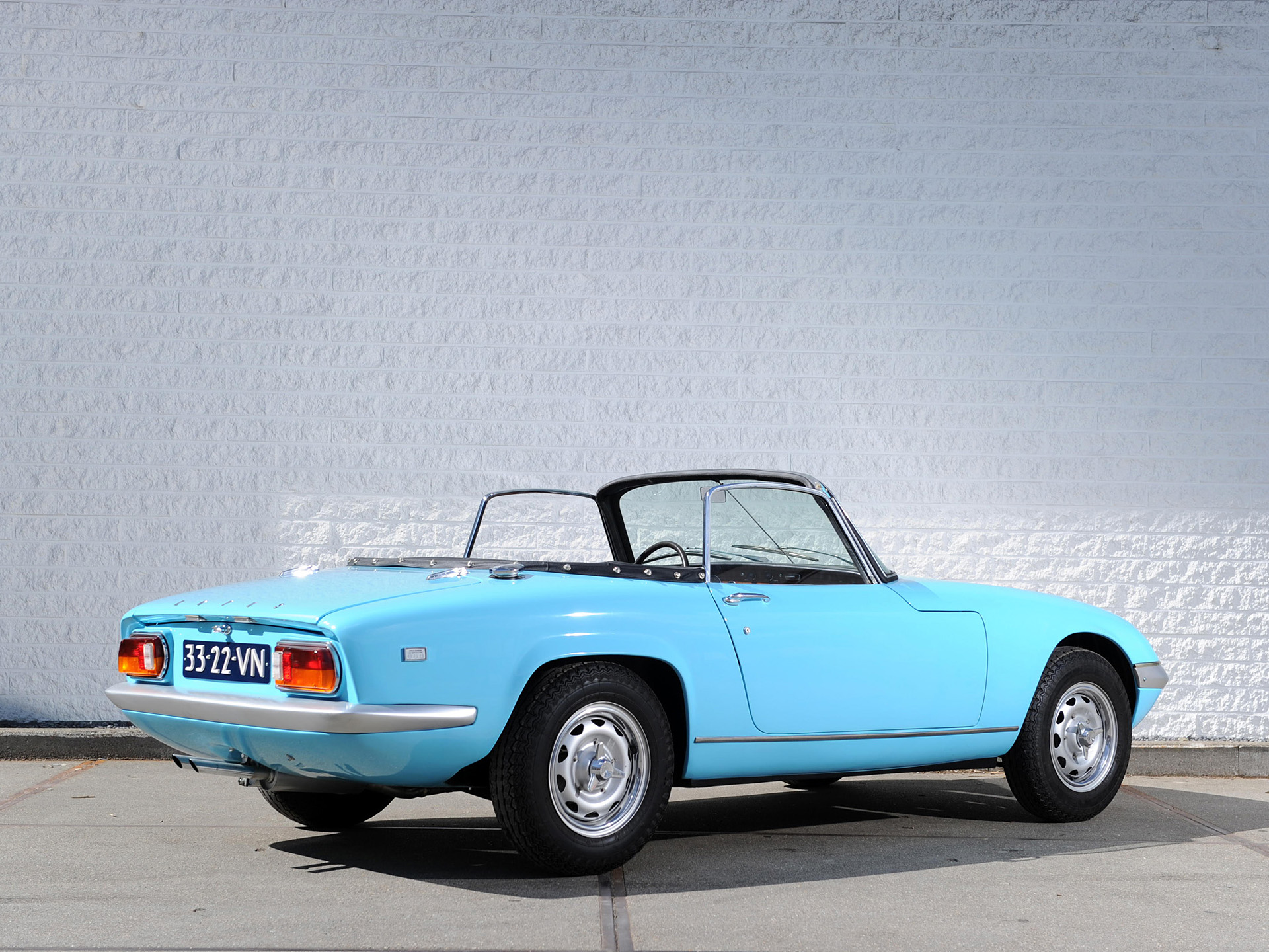 Lotus Elan Wallpapers