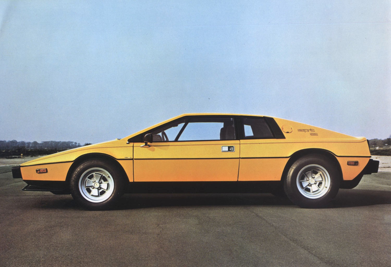 Lotus Esprit Wallpapers