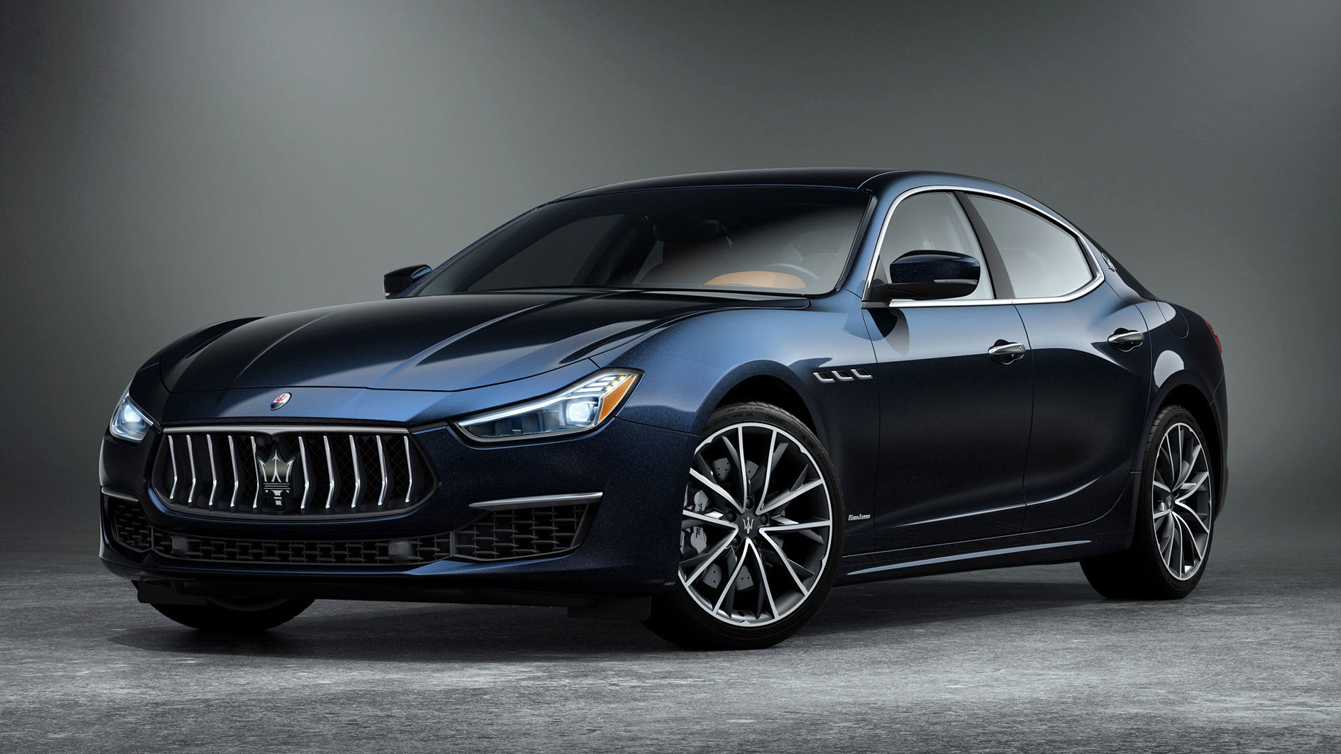 Maserati Levante Granlusso Royale Wallpapers