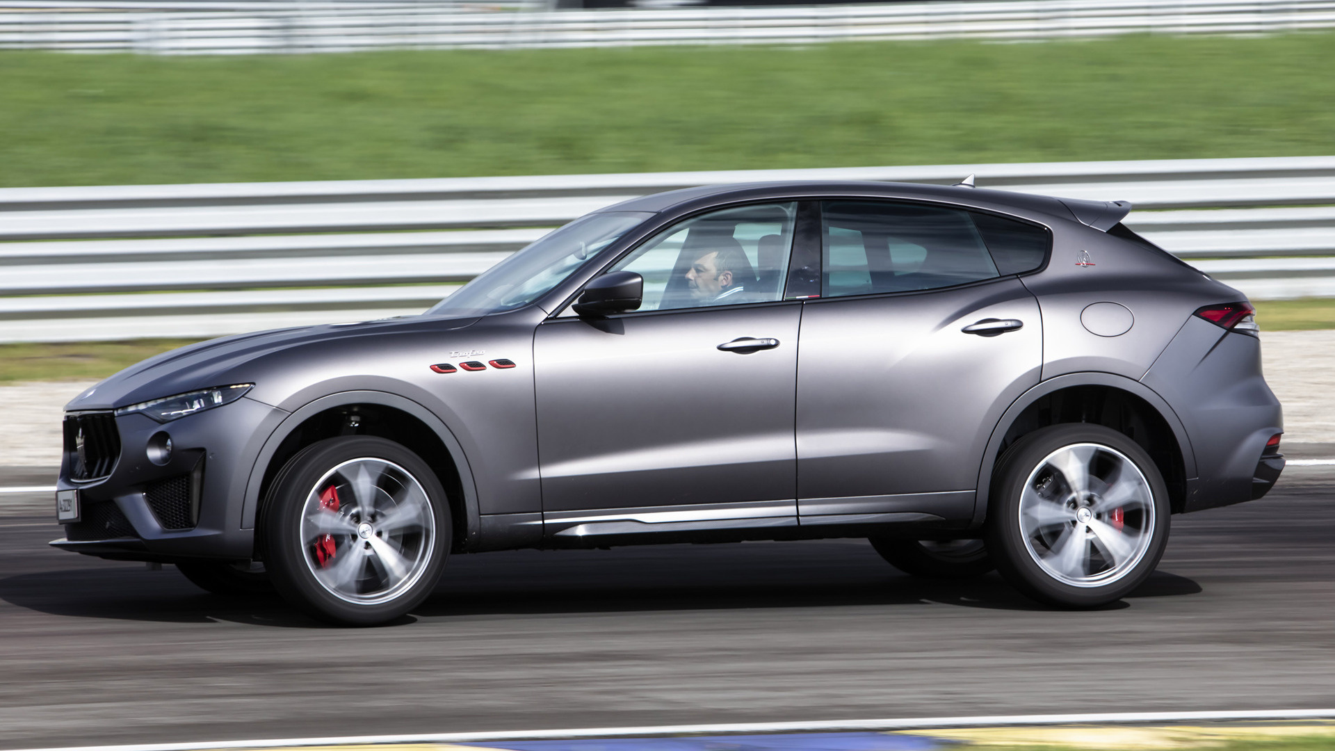 Maserati Levante Granlusso Royale Wallpapers