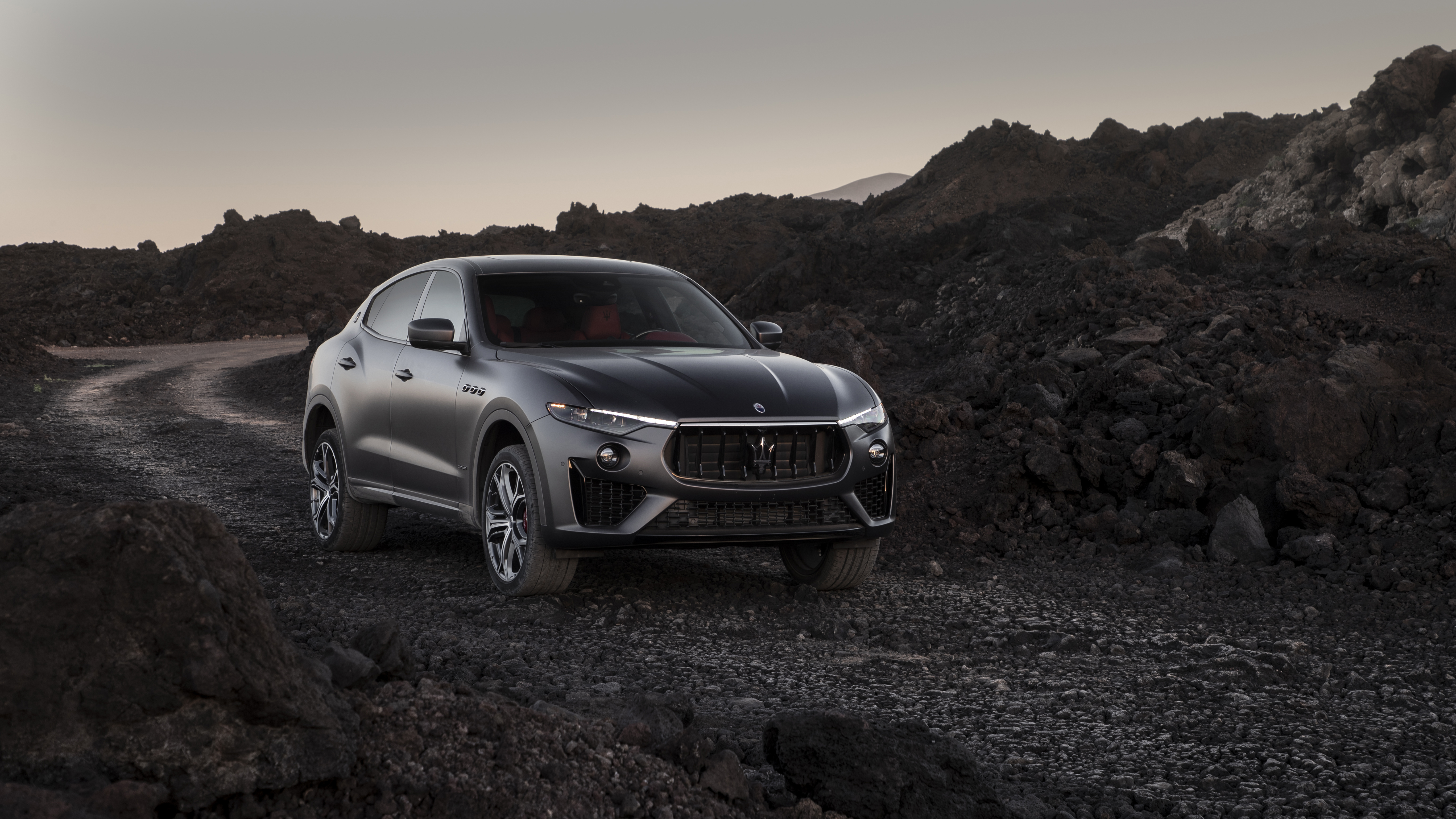 Maserati Levante Gransport Vulcano Wallpapers