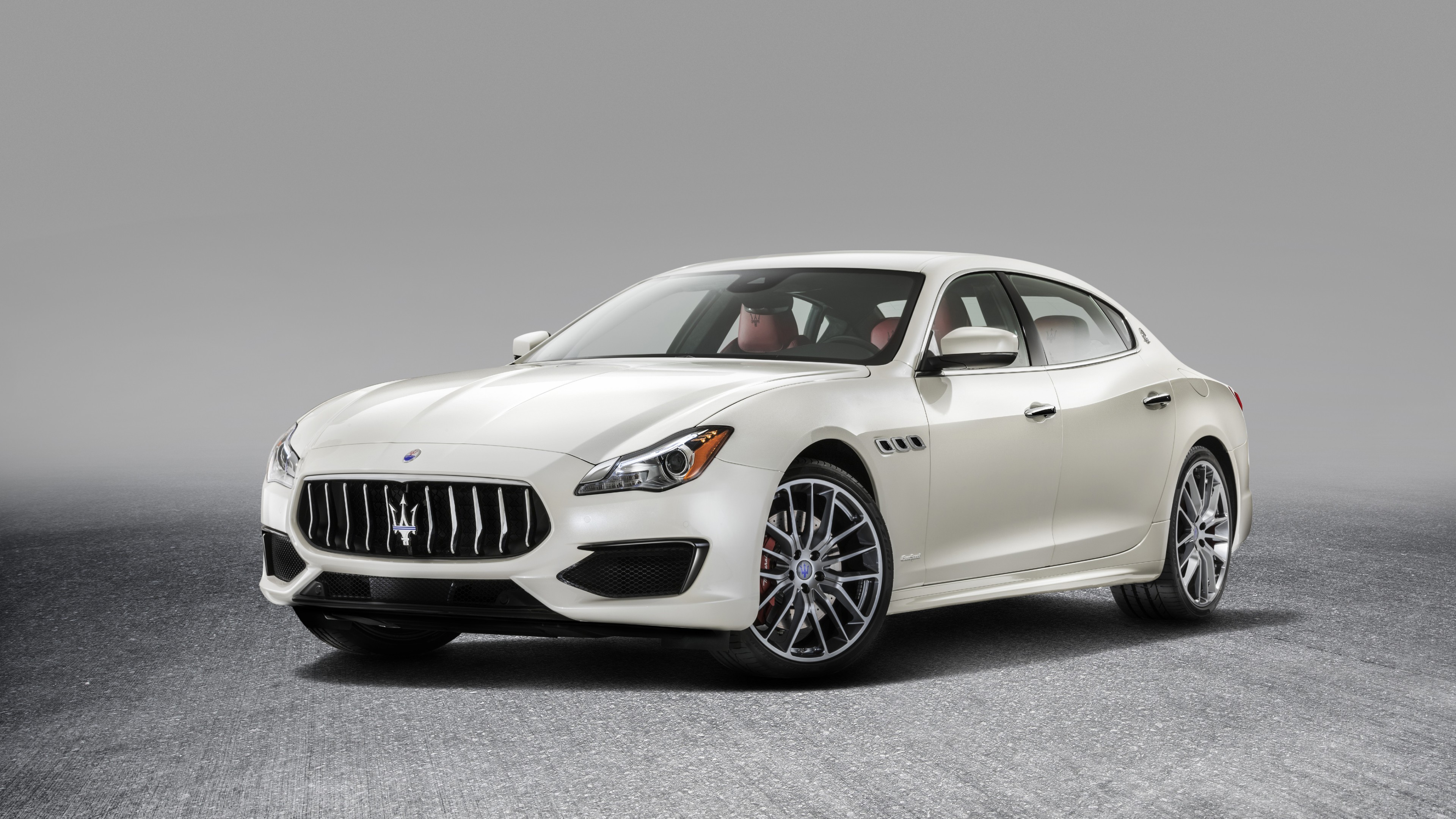 Maserati Quattroporte Granlusso Wallpapers