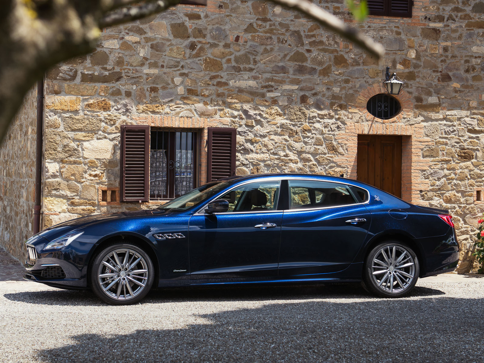 Maserati Quattroporte Granlusso Royale Wallpapers