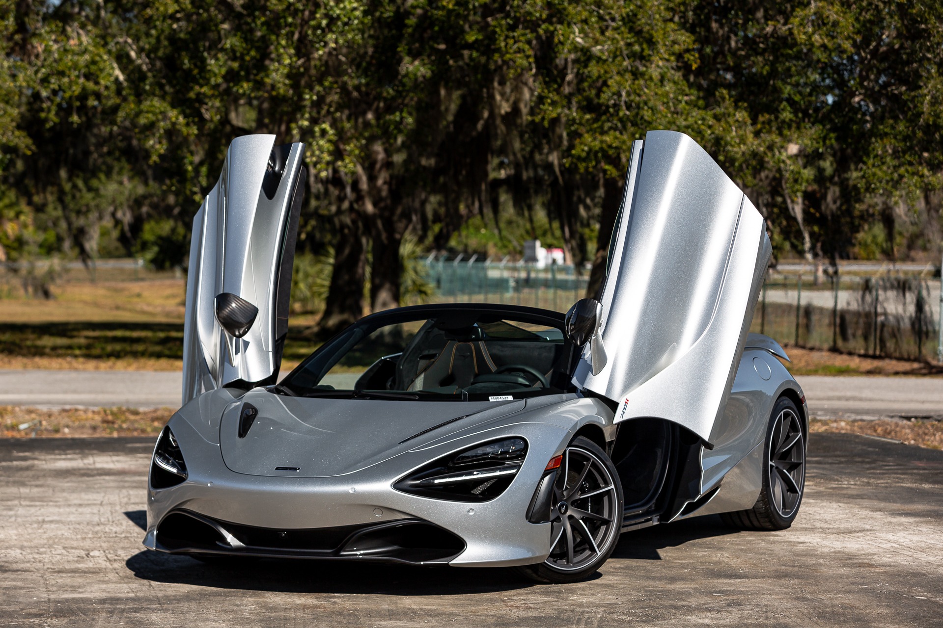 Mclaren Doors Up Modified Exhausts Wallpapers