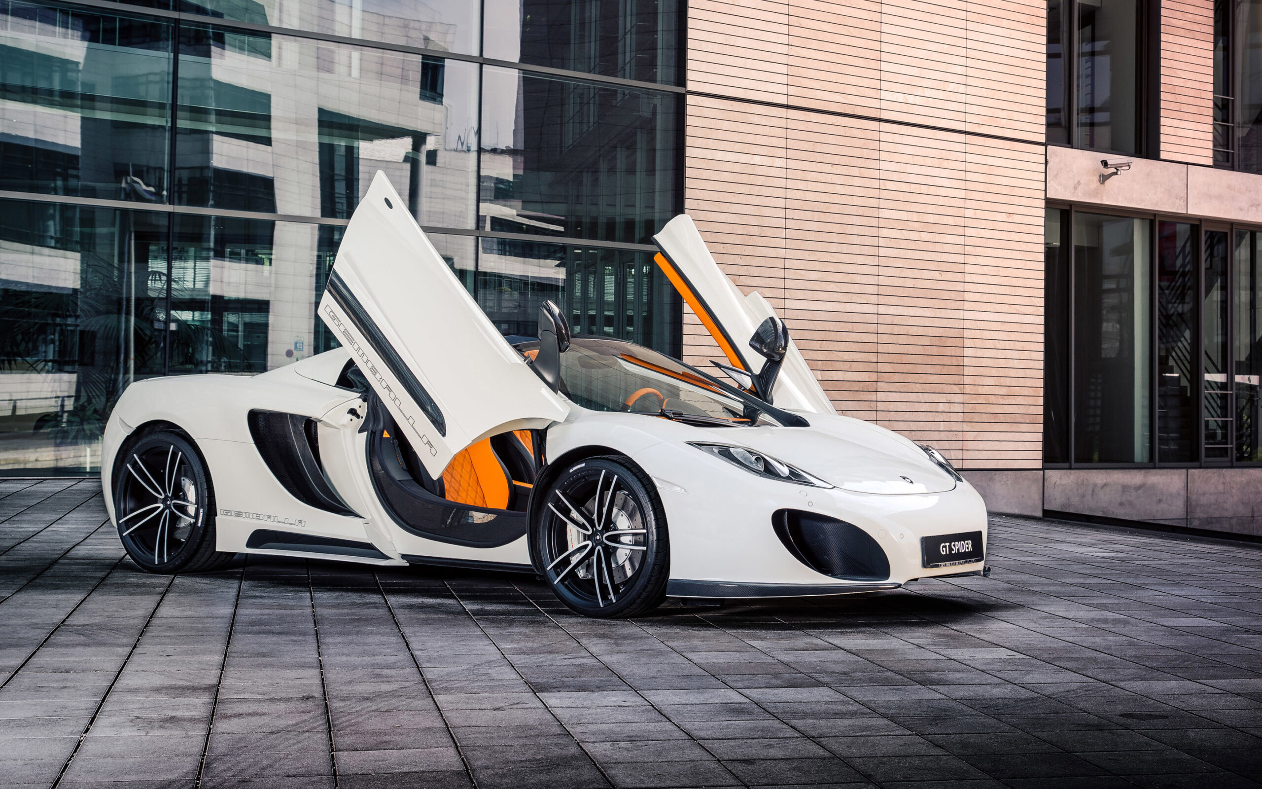 Mclaren Mp4-12C Wallpapers