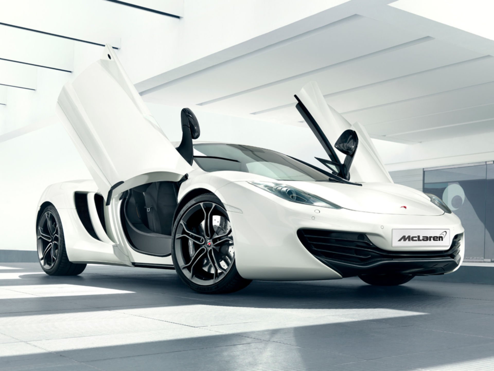 Mclaren Mp4-12C Wallpapers