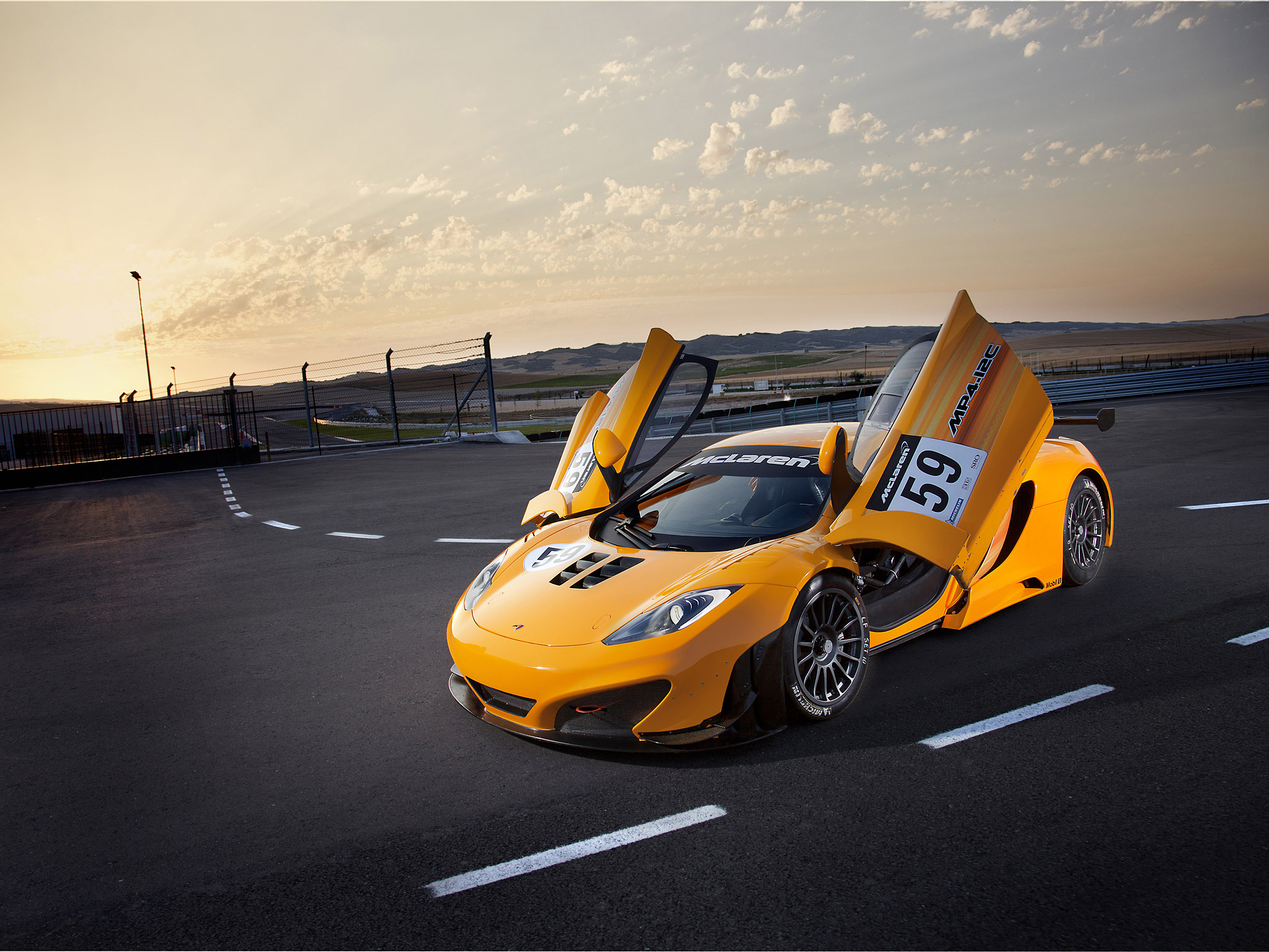 Mclaren Mp4-12C Gt3 Wallpapers