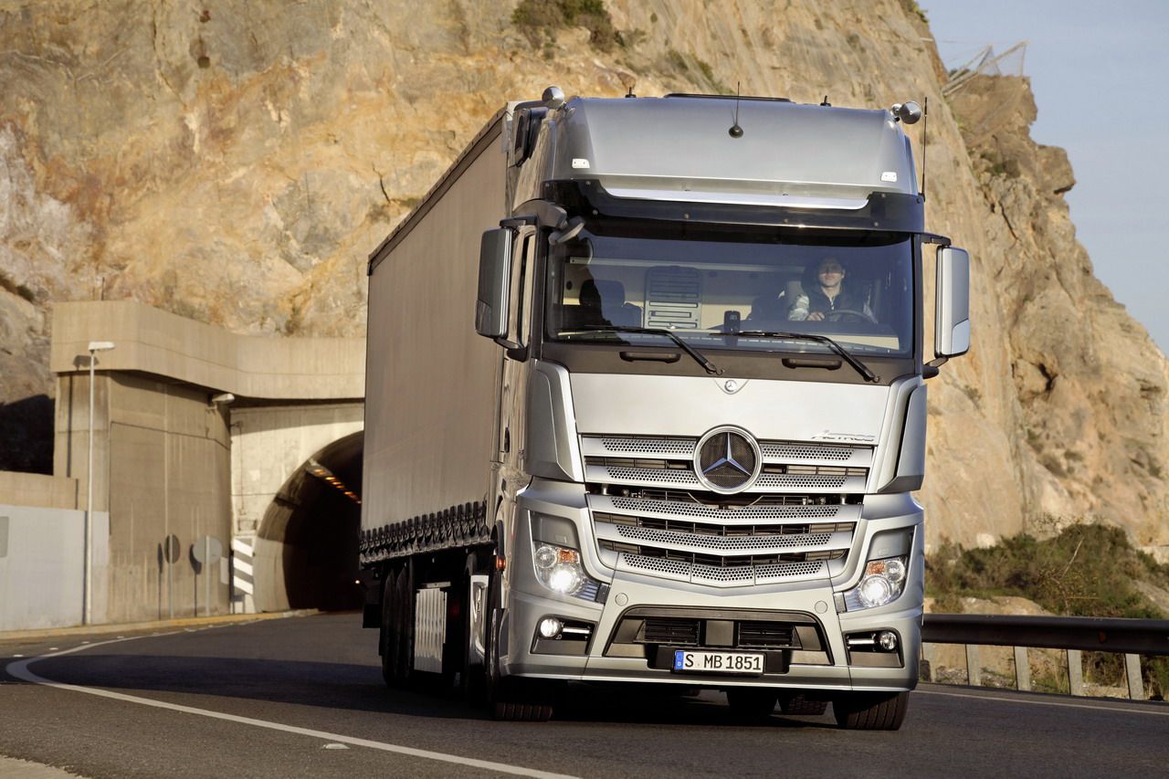 Mercedes Axor Wallpapers