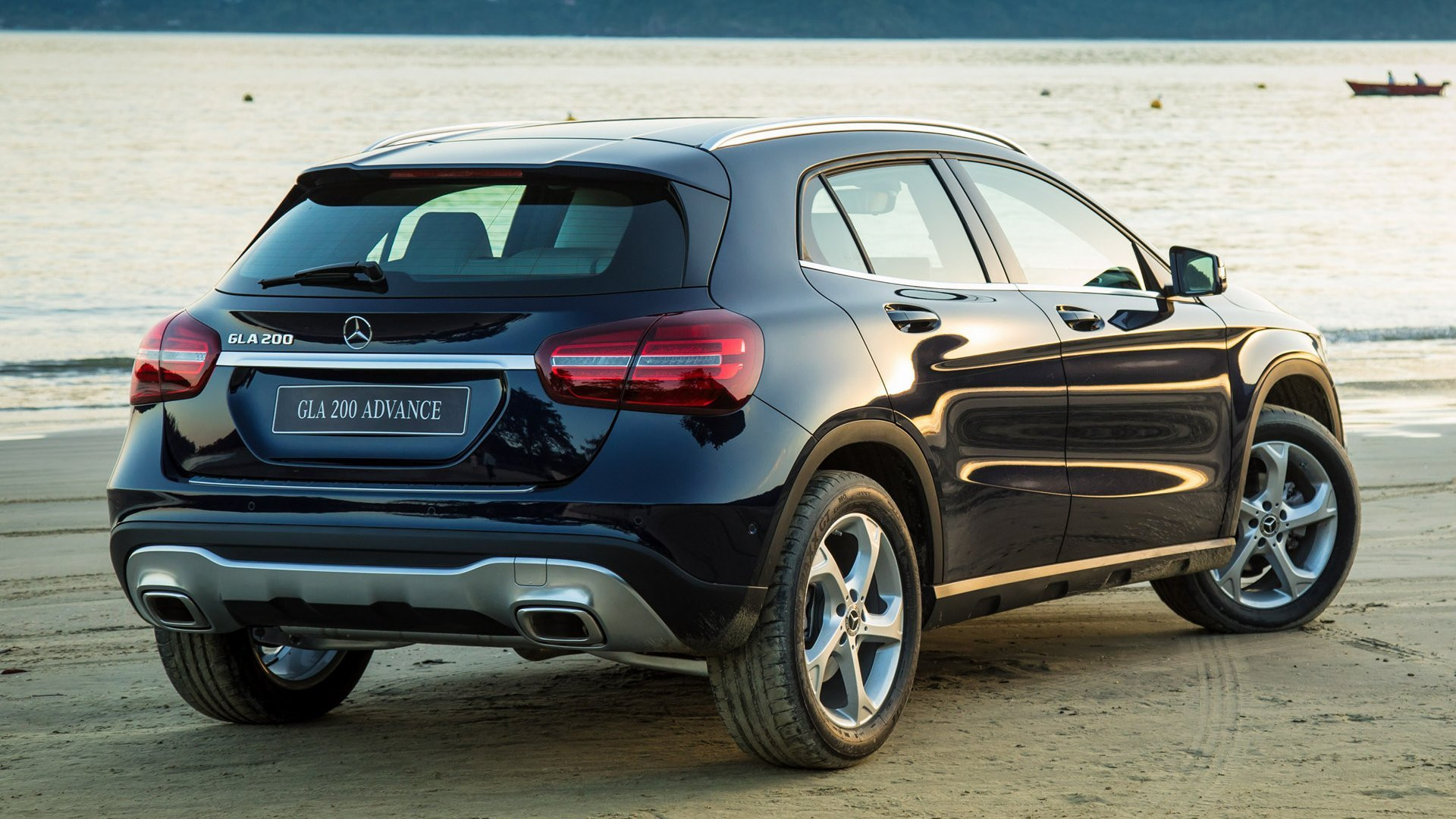 Mercedes Gla Wallpapers