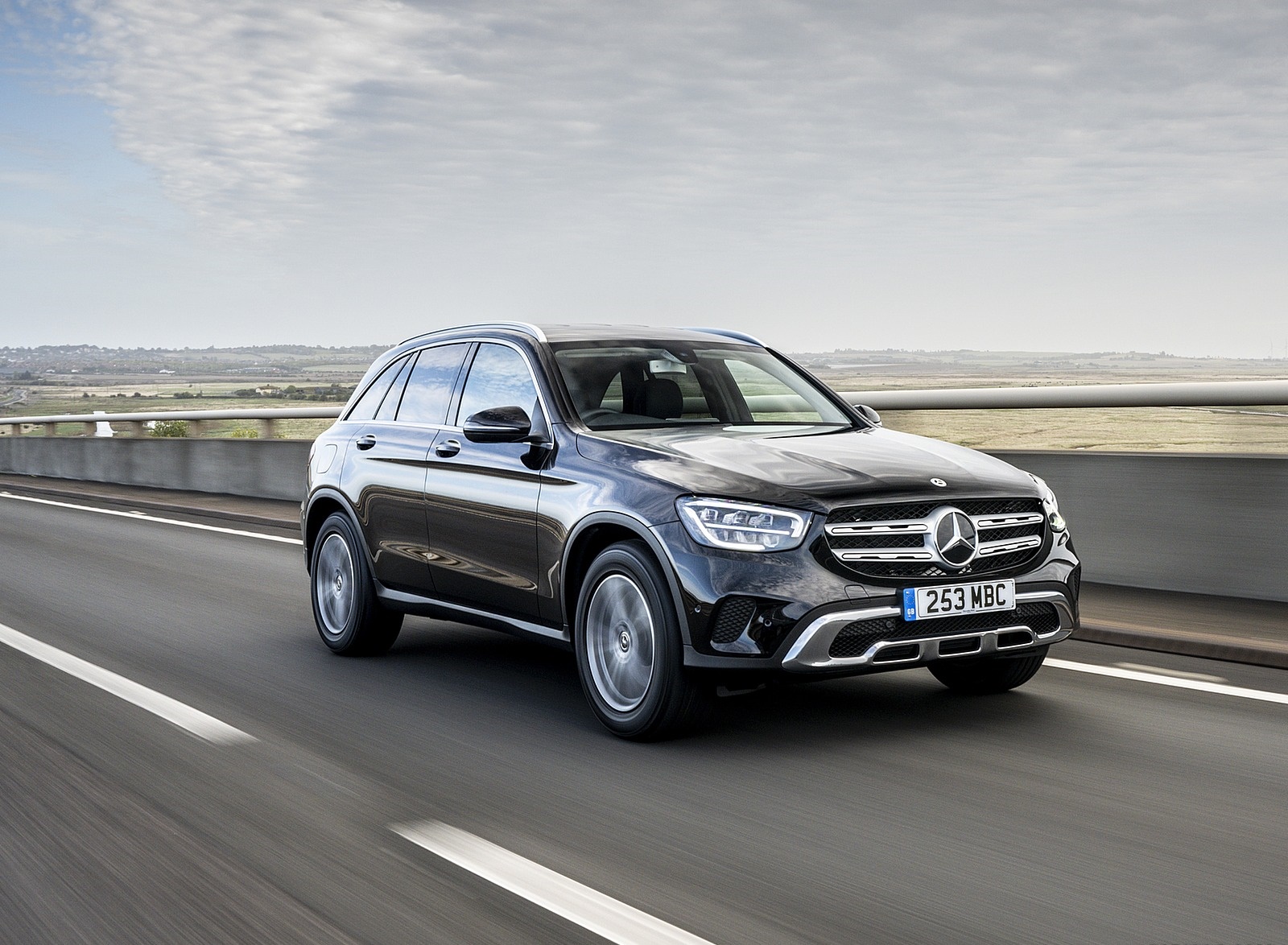 Mercedes Glc Wallpapers