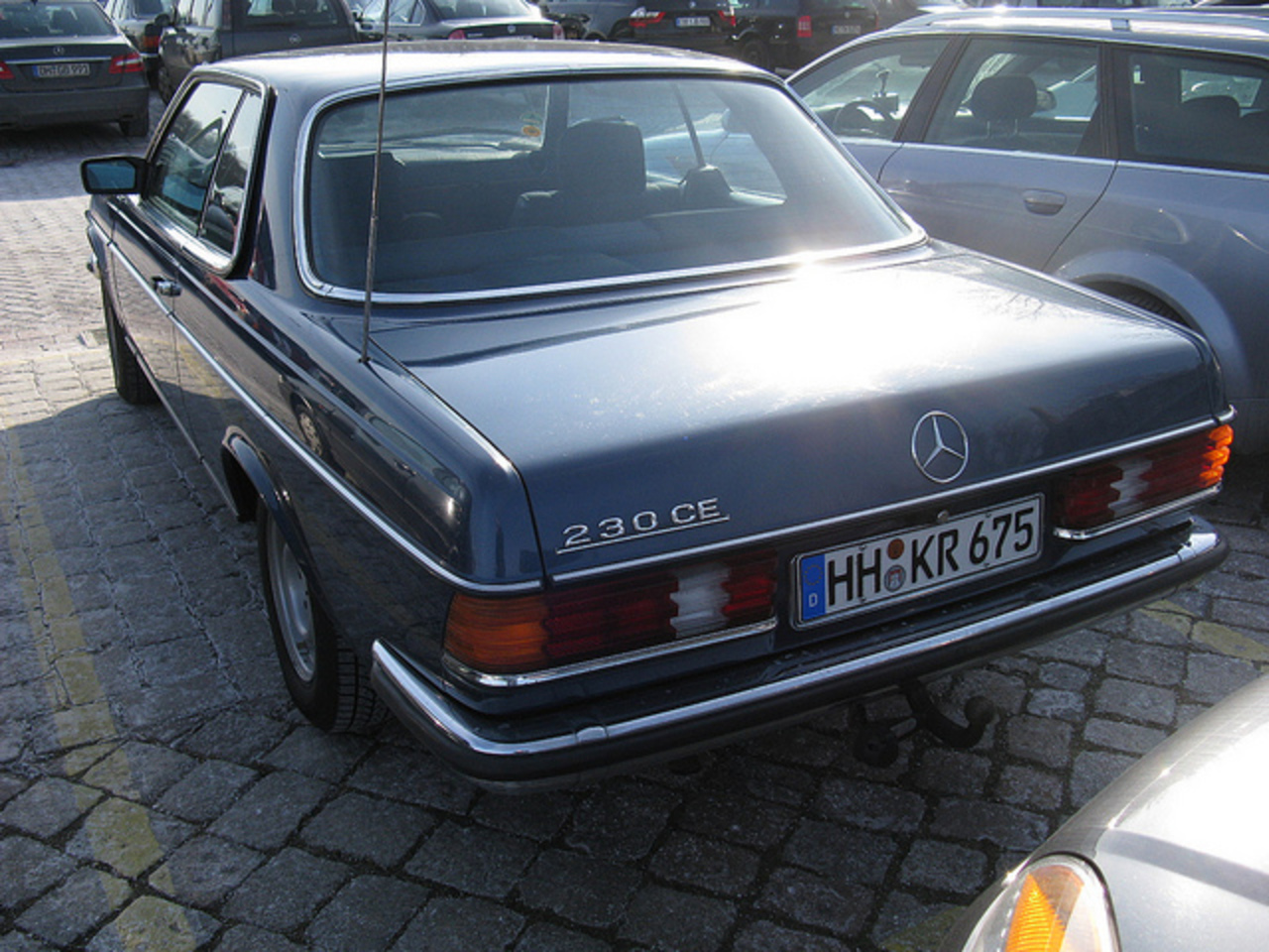 Mercedes-Benz 230 Ce Wallpapers