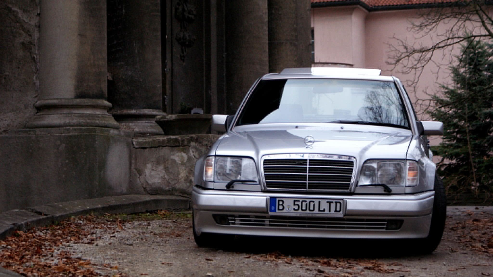 Mercedes-Benz 230 Ce Wallpapers