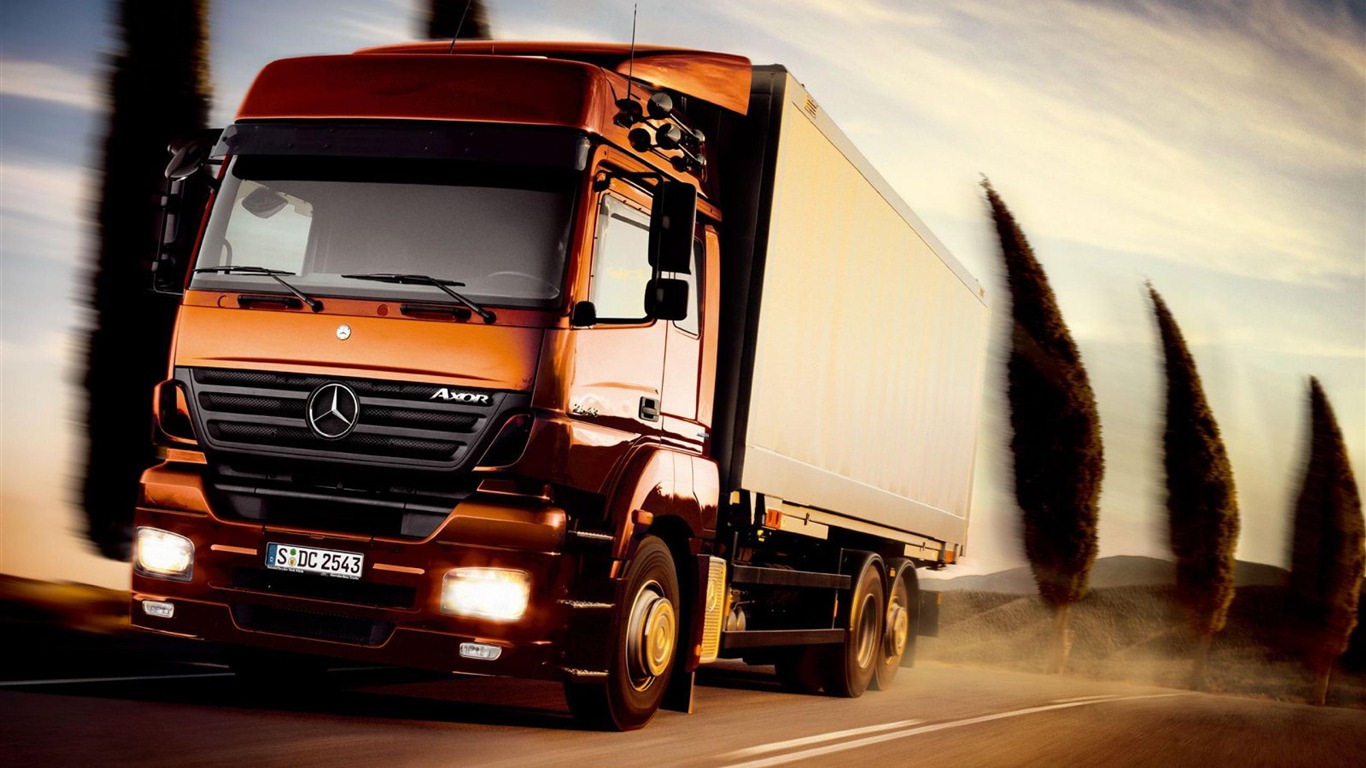 Mercedes-Benz Actros Wallpapers