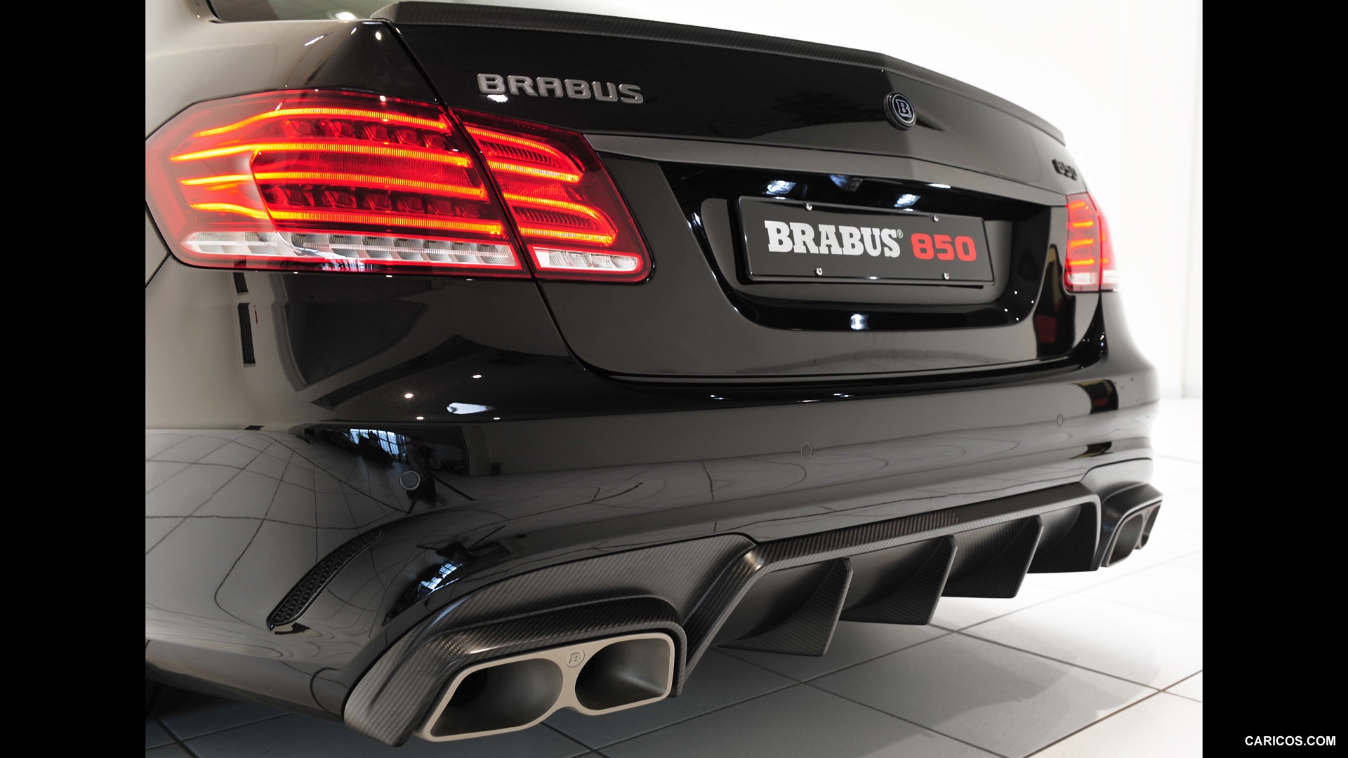 Mercedes-Benz Brabus 850 Wallpapers