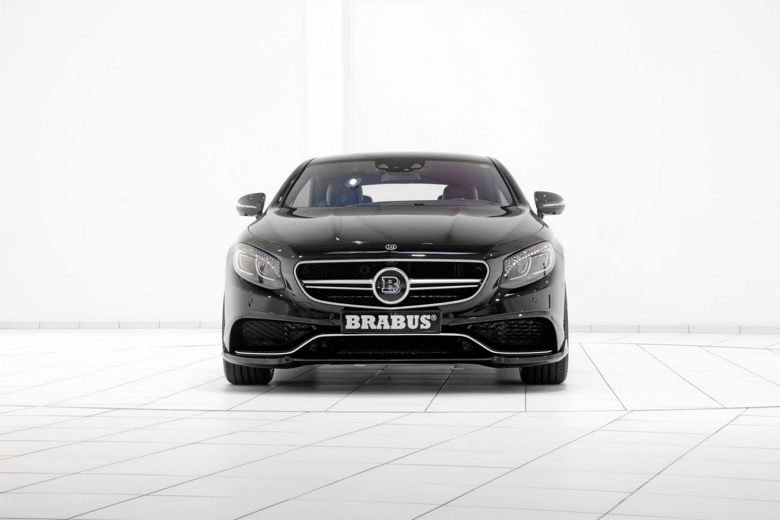 Mercedes-Benz Brabus 850 Wallpapers
