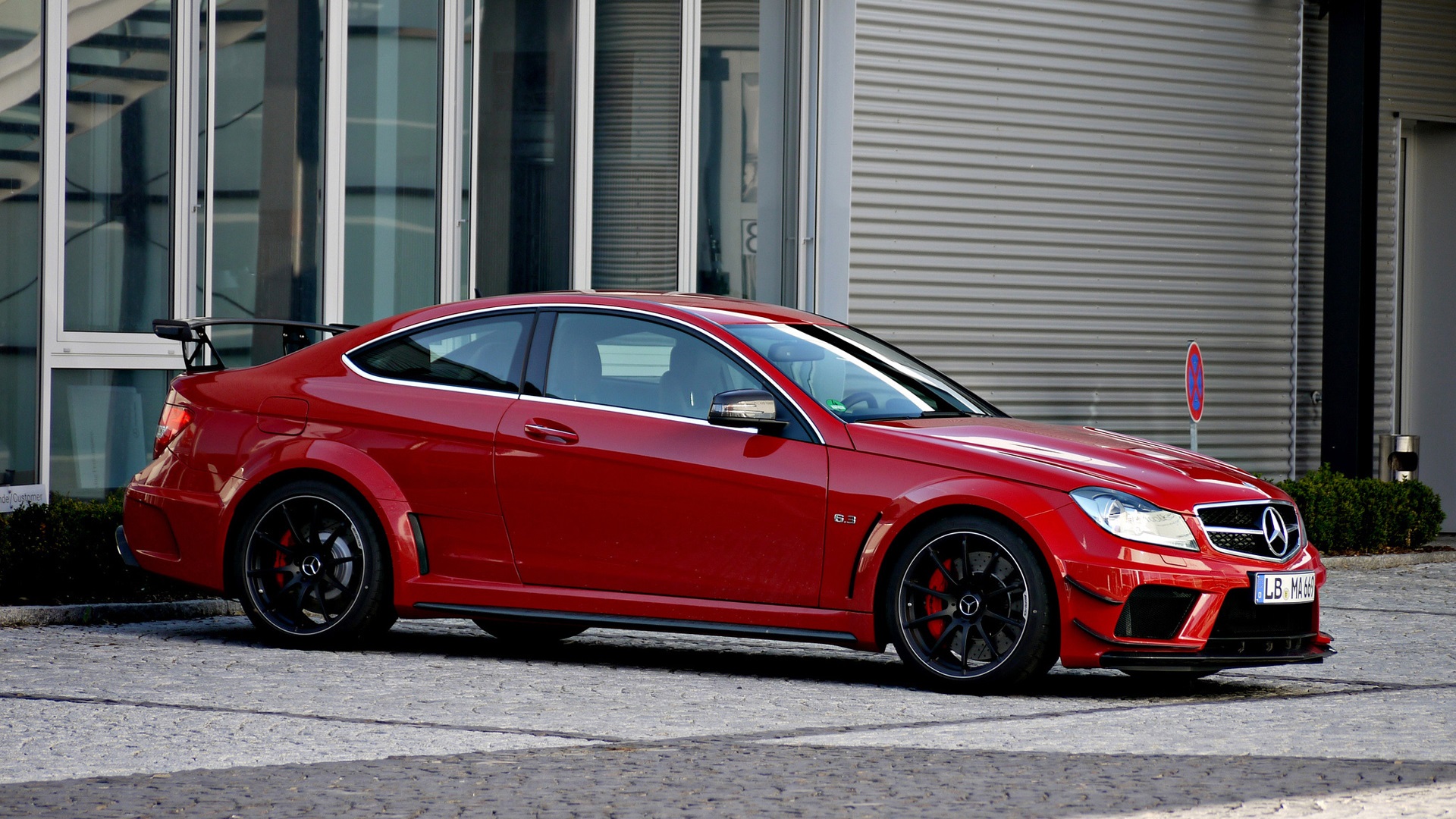 Mercedes-Benz C63 Amg Wallpapers