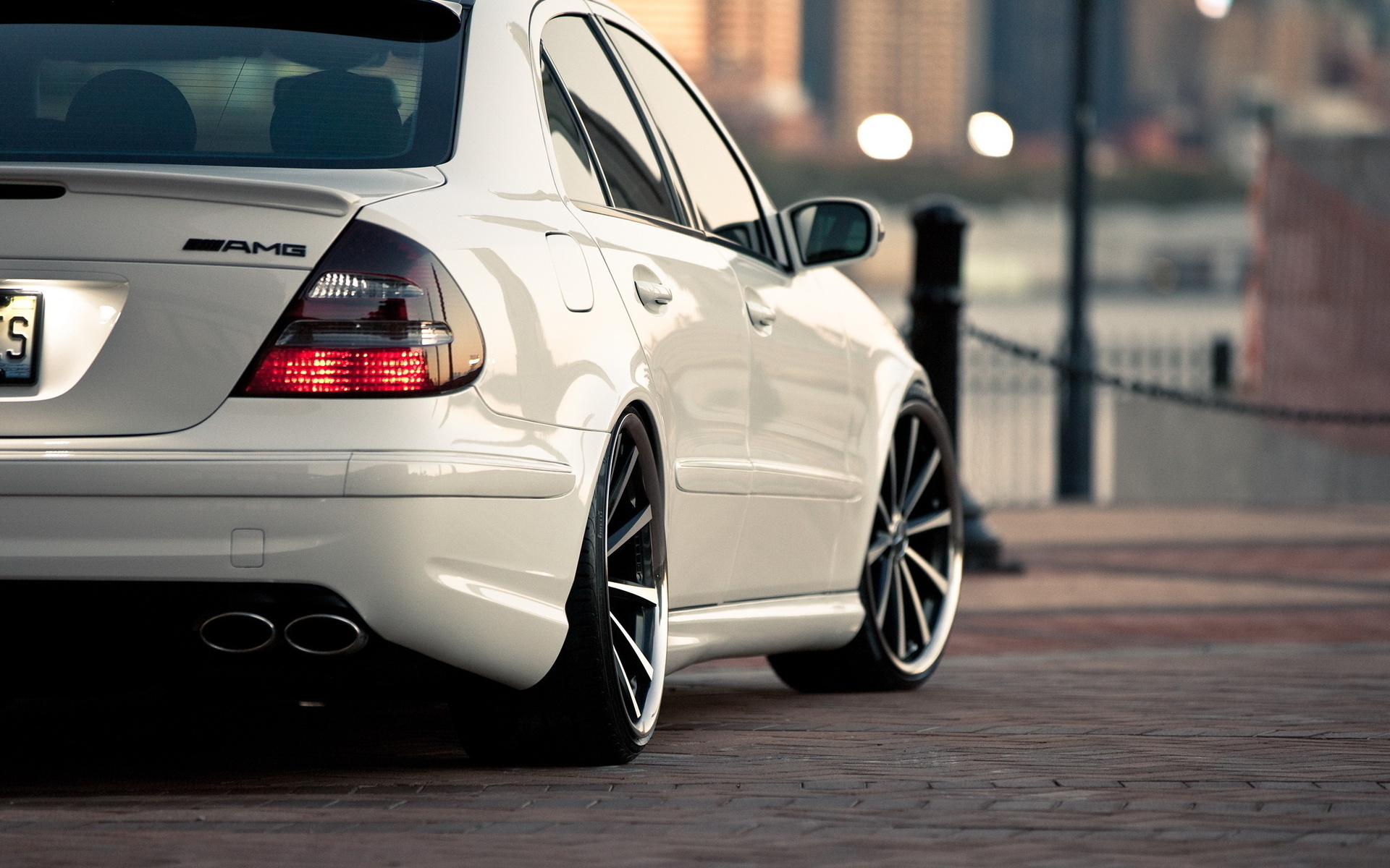 Mercedes-Benz E 220D Amg Line Wallpapers