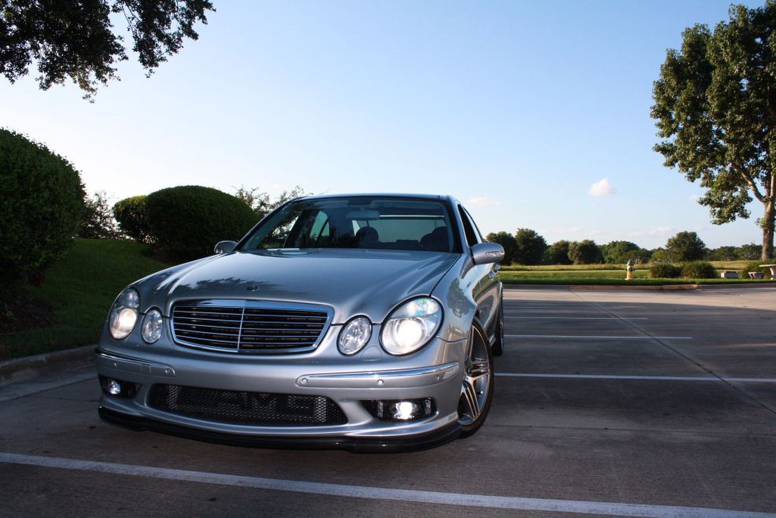 Mercedes Benz e55 w211