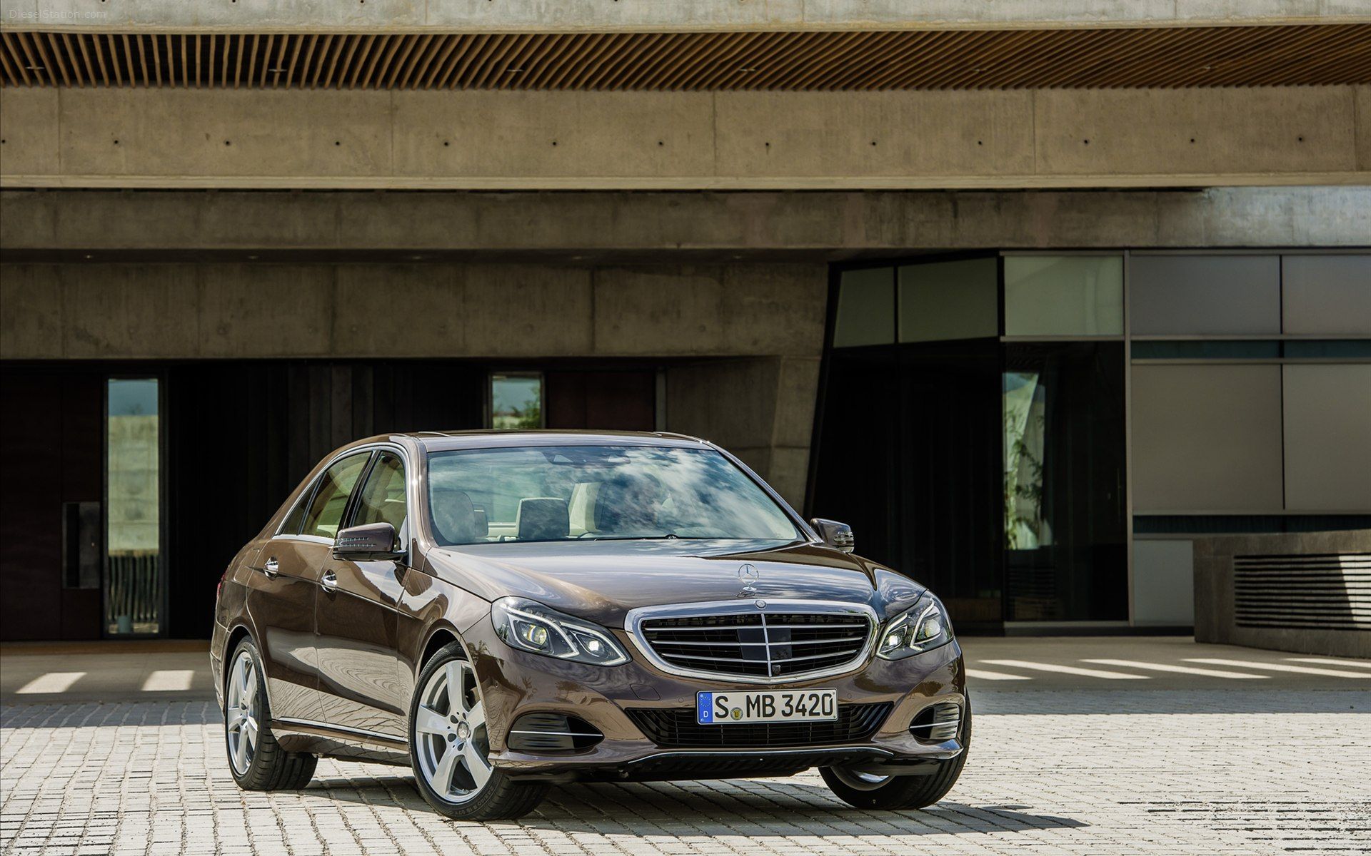 Mercedes-Benz E-Class Wallpapers