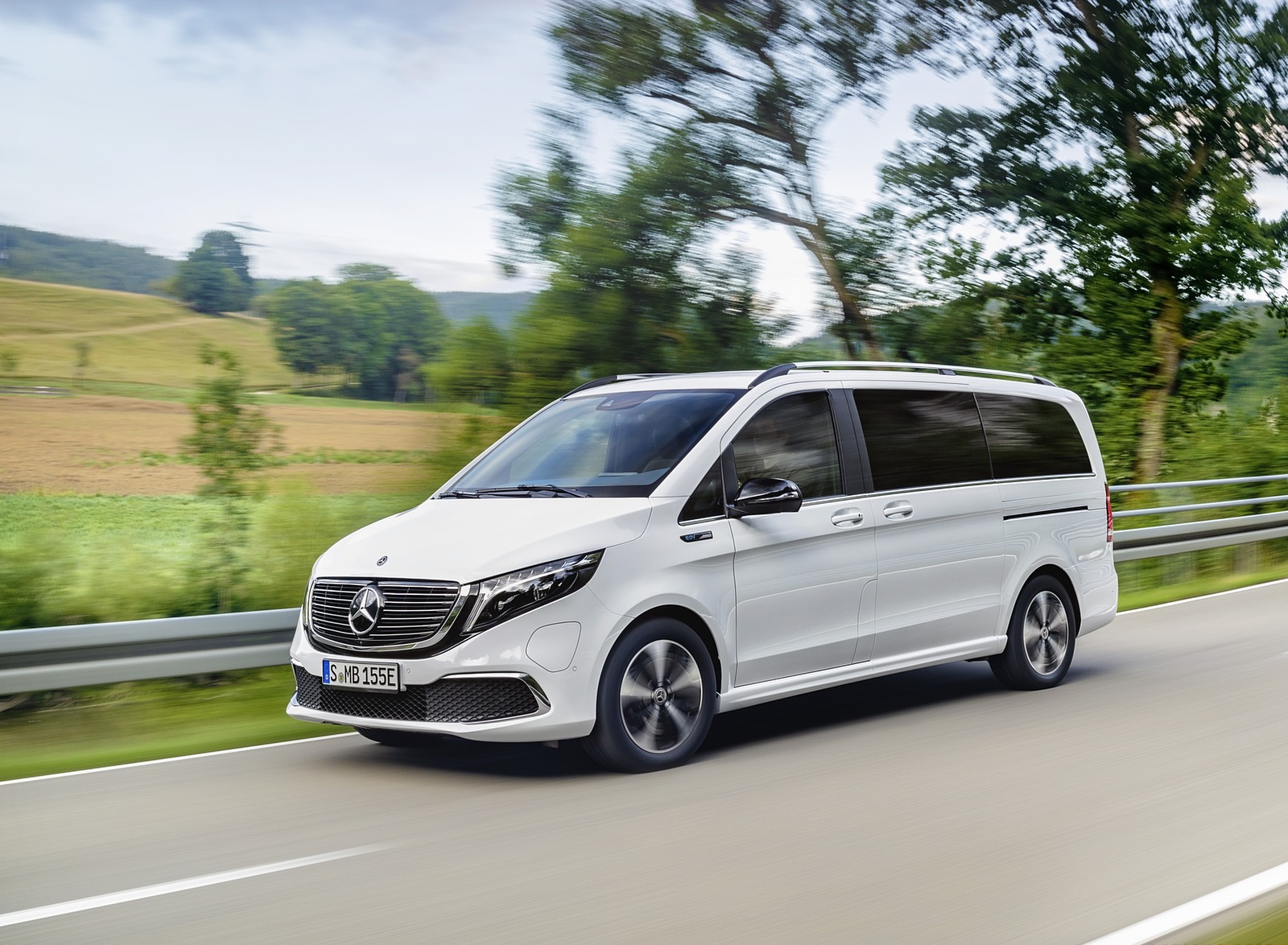 Mercedes-Benz Eqv Wallpapers