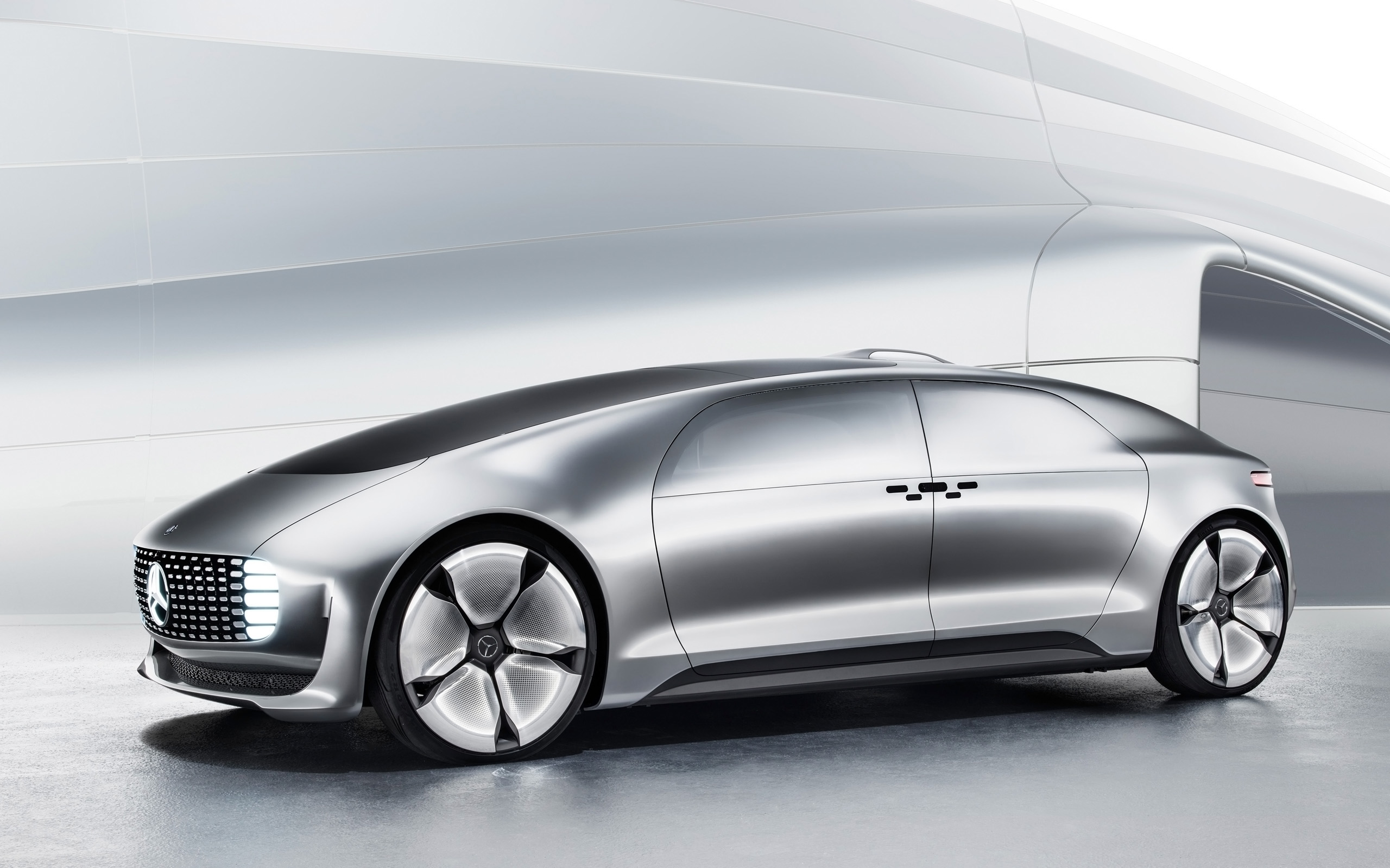 Mercedes-Benz F 015 Wallpapers