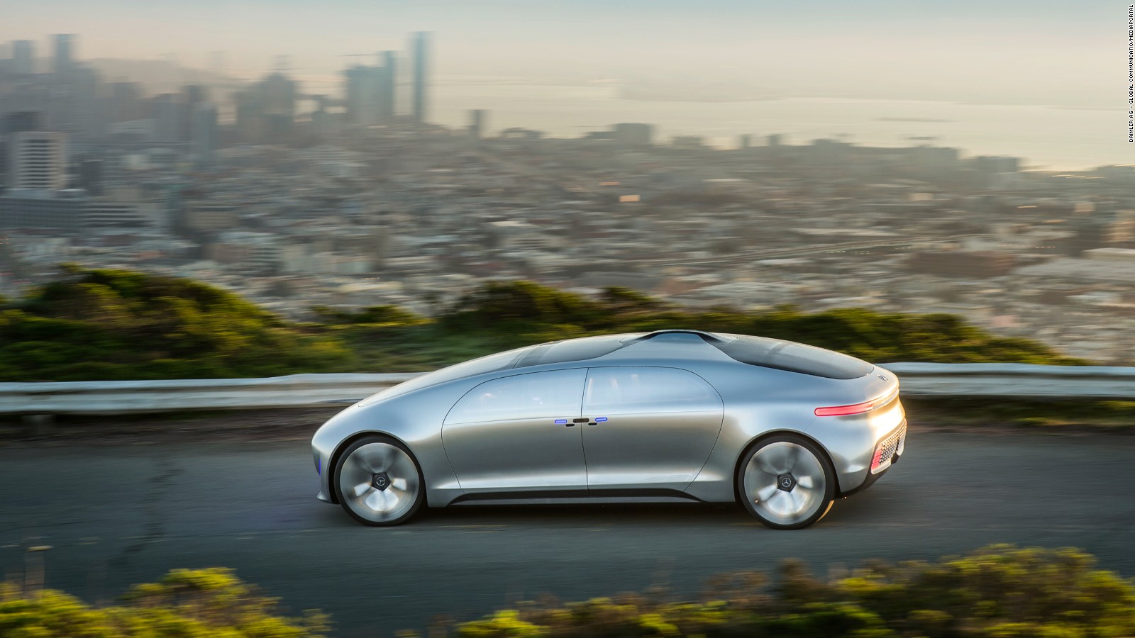 Mercedes-Benz F 015 Wallpapers