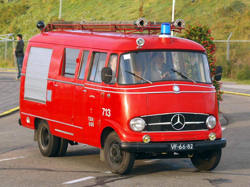 Mercedes-Benz Fire Truck Wallpapers