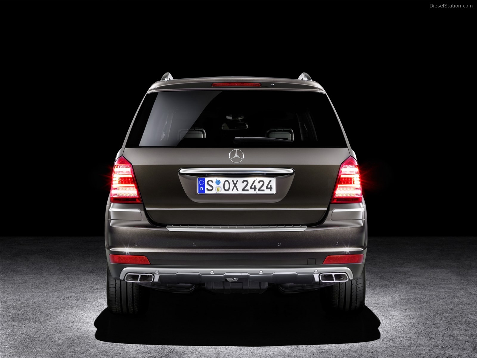 Mercedes-Benz Gl-Class Wallpapers