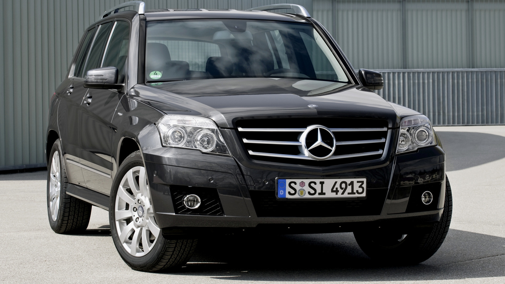 Mercedes-Benz Glk-Class Wallpapers