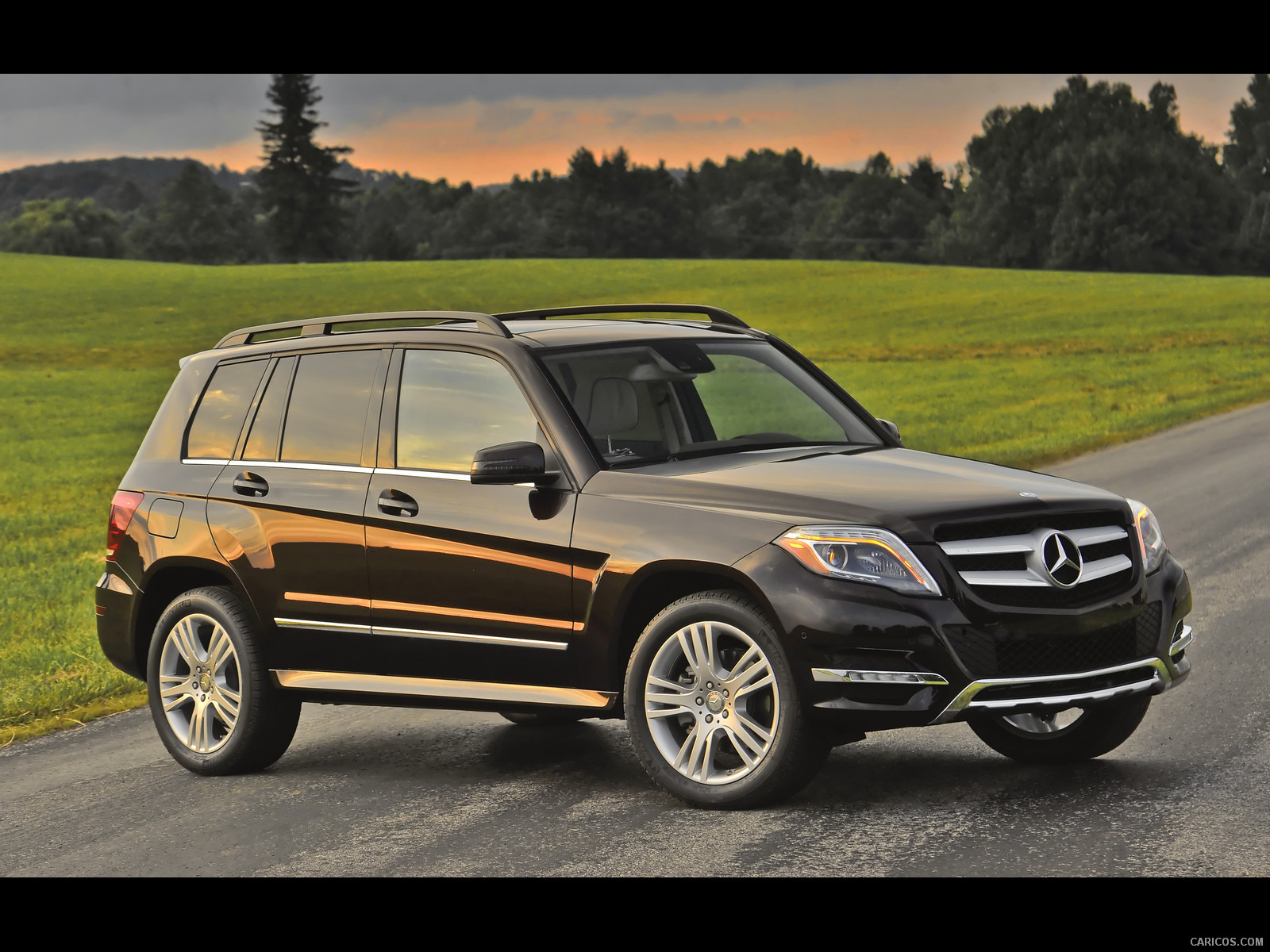 Mercedes-Benz Glk-Class Wallpapers