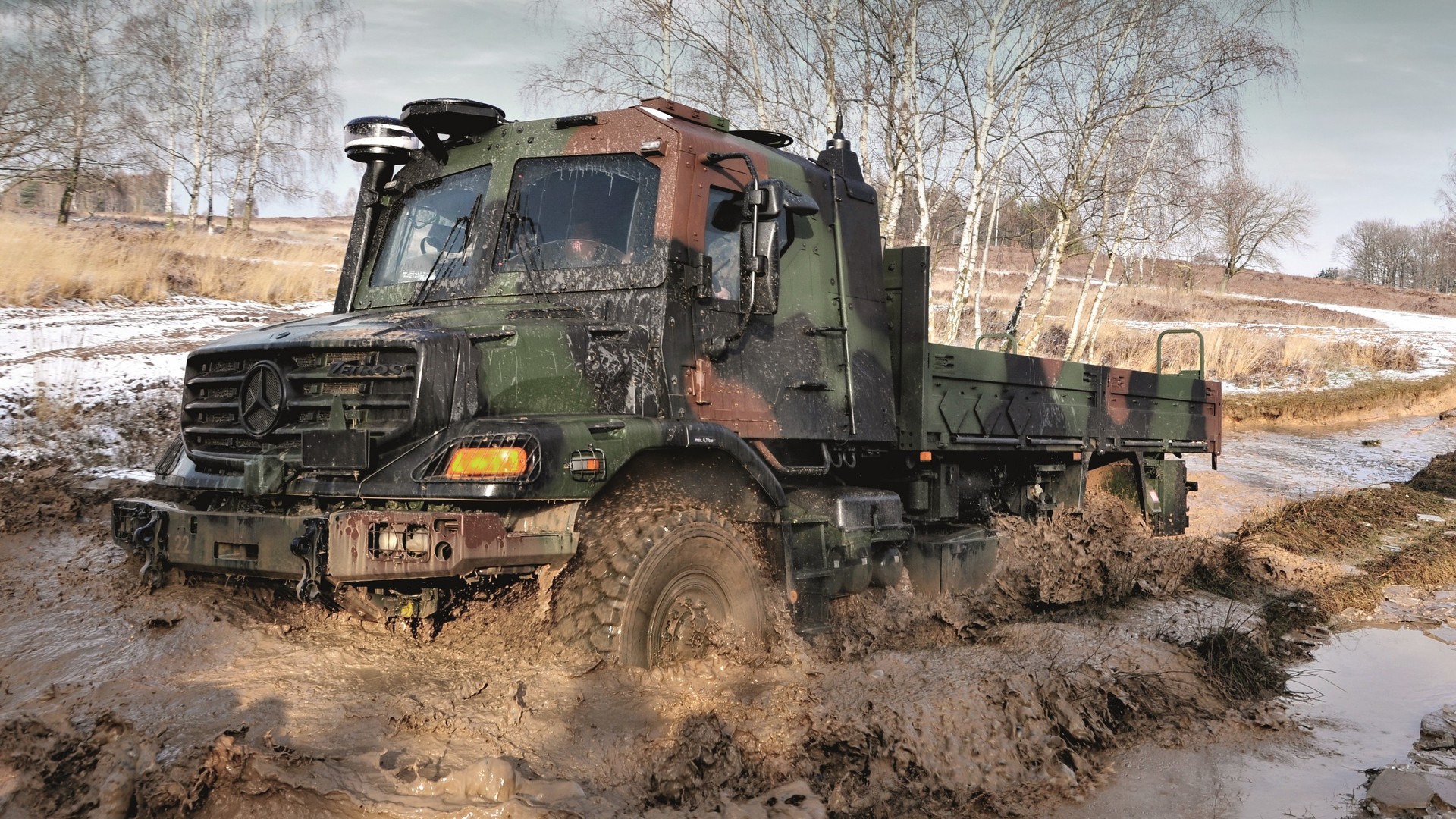 Mercedes-Benz Unimog Wallpapers