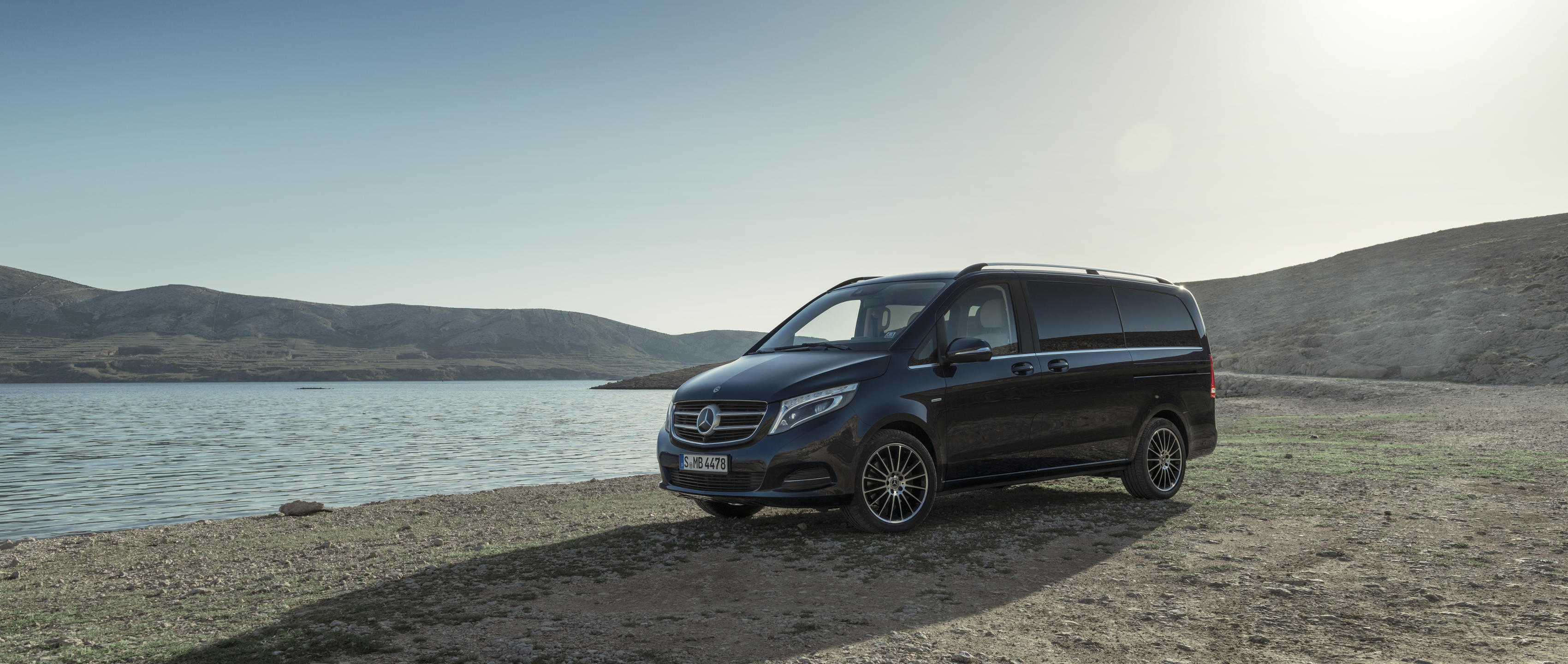 Mercedes-Benz V-Class Wallpapers