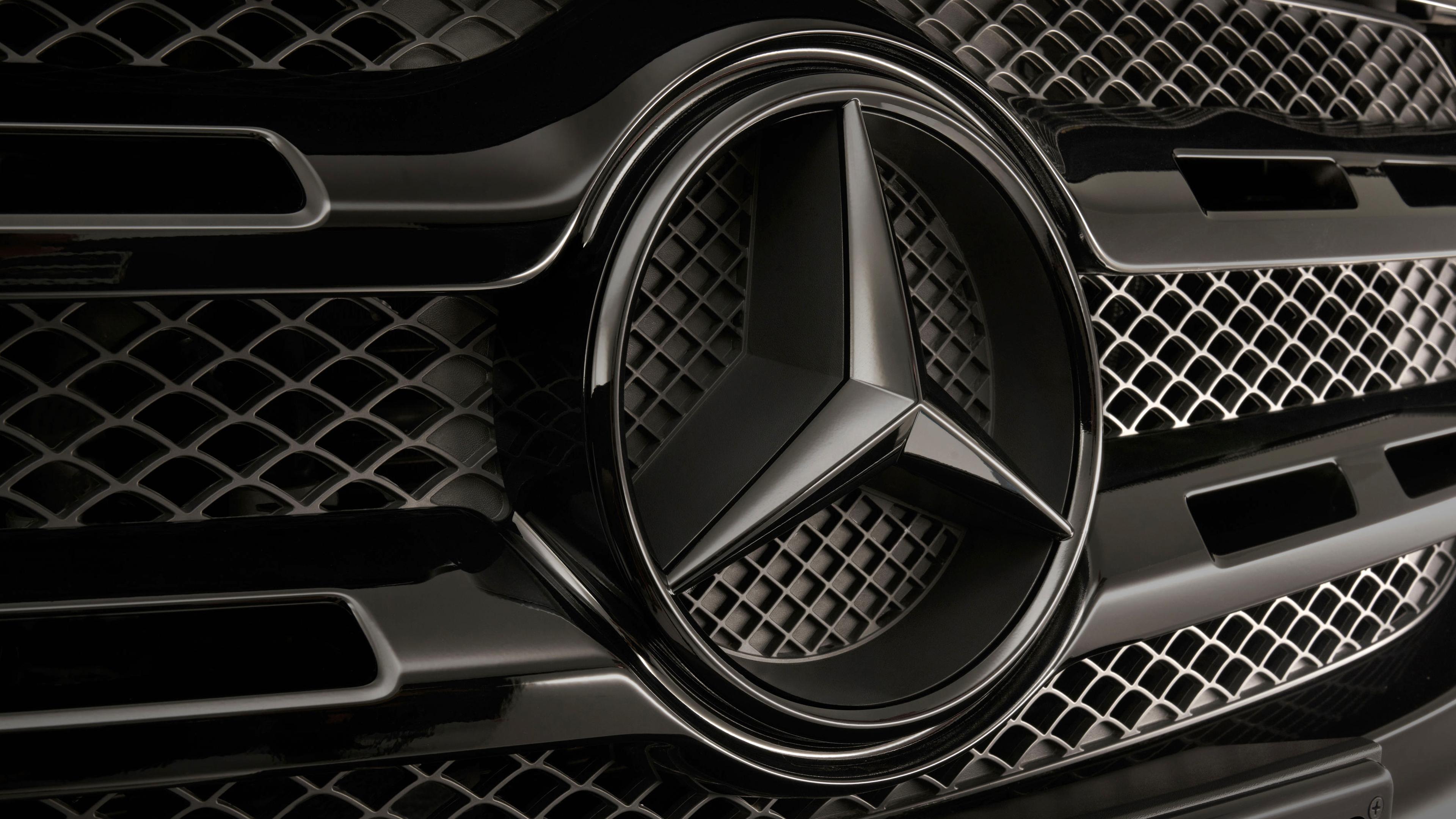 Mercedes-Benz X 350 Wallpapers