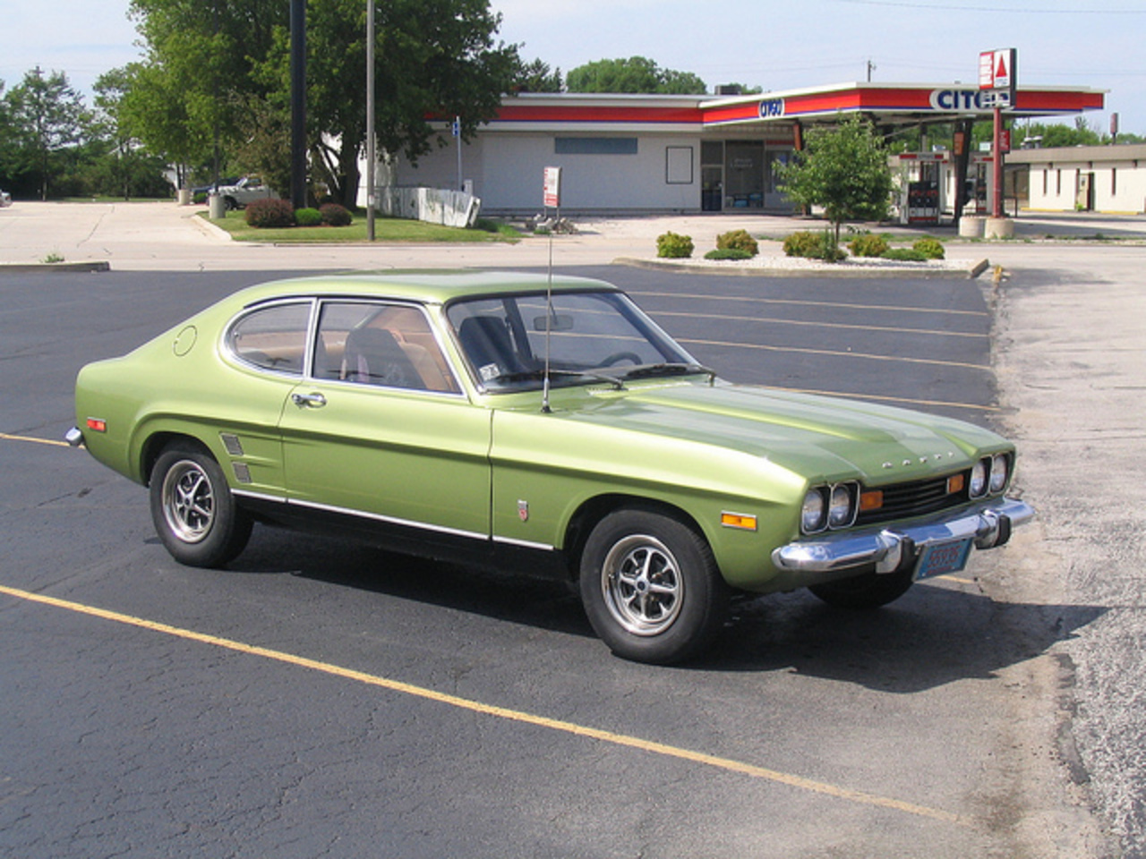 Mercury Capri Wallpapers